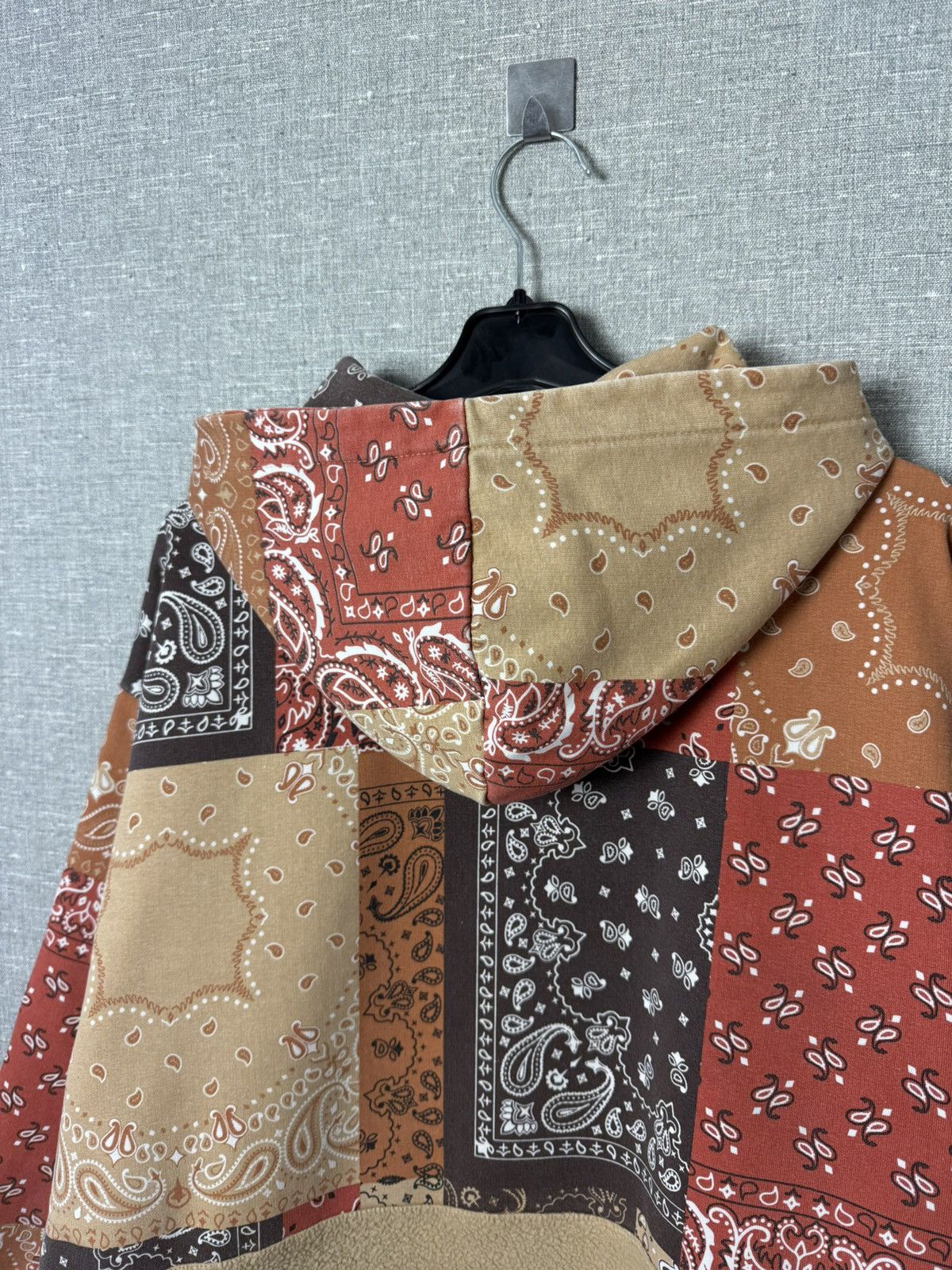 Karl Kani Karl Kani Patchwork Bandana Hoodie Center Logo Fleece Detail Size US M / EU 48-50 / 2 - 19 Thumbnail