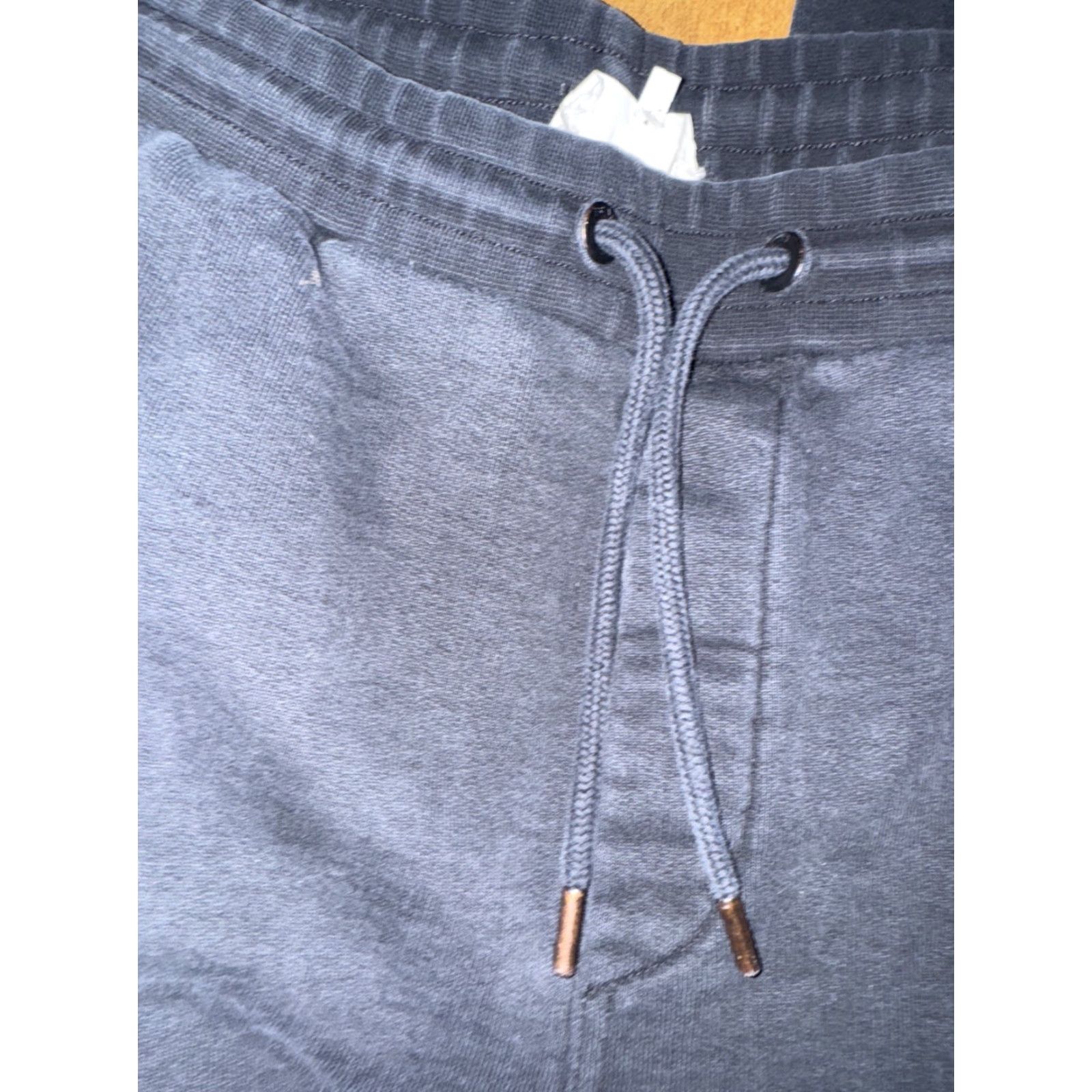 Frame VINTAGE Frame Women’s Cargo Sweatpants Black Small 30x28 Cargo Sweatpants / Joggers Women’s Pants Activewear Athletic Streetwear Size 28" / US 6 / IT 42 - 4 Thumbnail