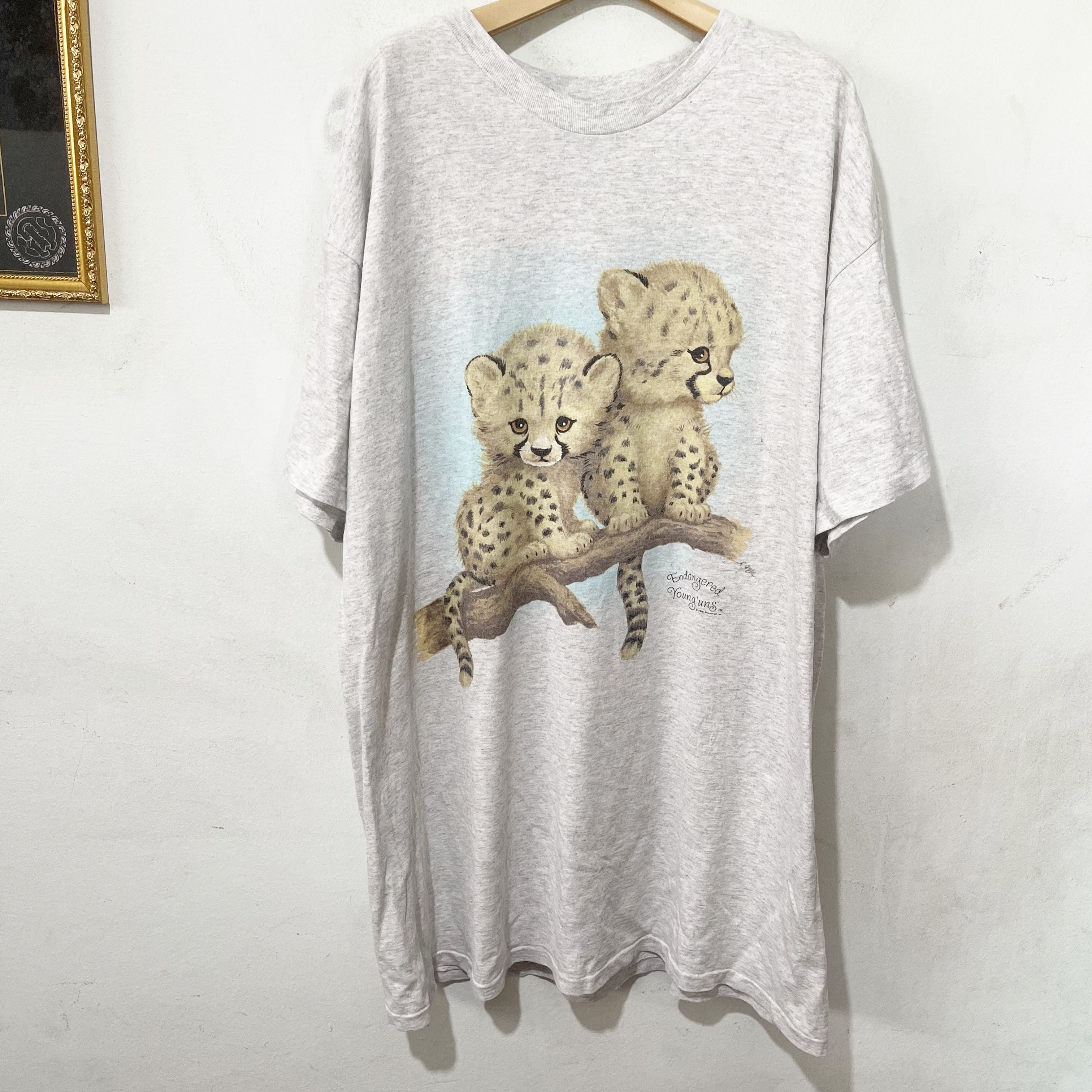 Vintage Vintage 90s Cheetah Cubs T-Shirt Size US XXL / EU 58 / 5 - 1 Thumbnail