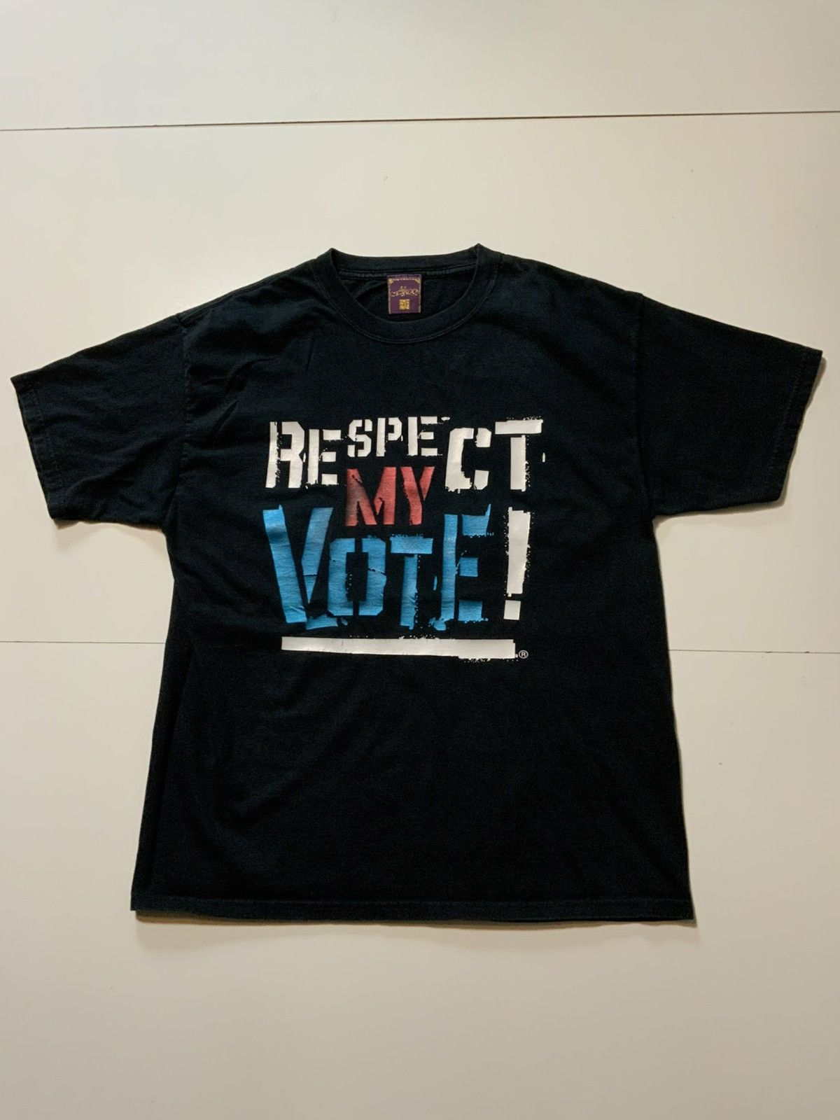 AKOO Akoo Respect My Vote 2008 Hip Hop Caucas S/S Crew T-Shirt Size US L / EU 52-54 / 3 - 1 Thumbnail