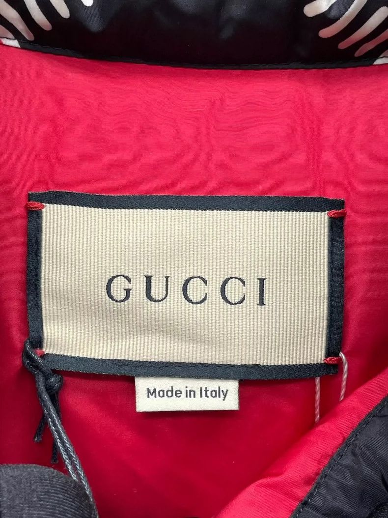Gucci Gucci Full logo down vest 2504-Nextarrow Size XS / US 0-2 / IT 36-38 - 5 Thumbnail