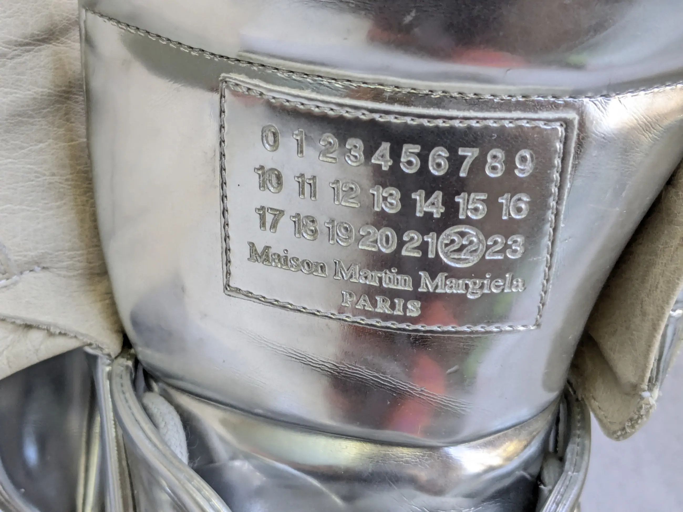 Maison Margiela Maison Margiela Future Silver High Top Sneakers 13 46 Size US 13 / EU 46 - 6 Thumbnail