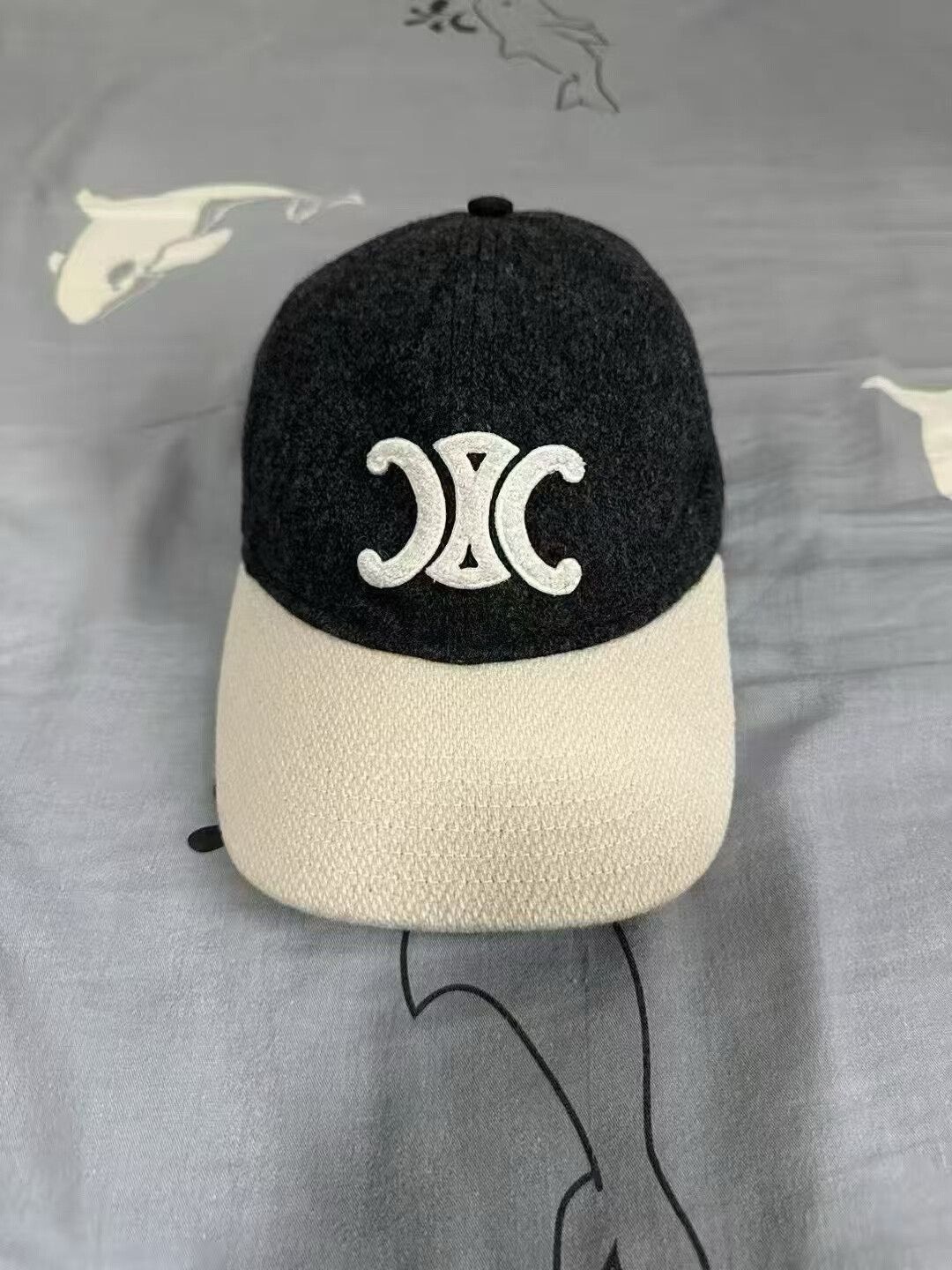 Celine celine gray and white baseball cap Size ONE SIZE - 1 Thumbnail