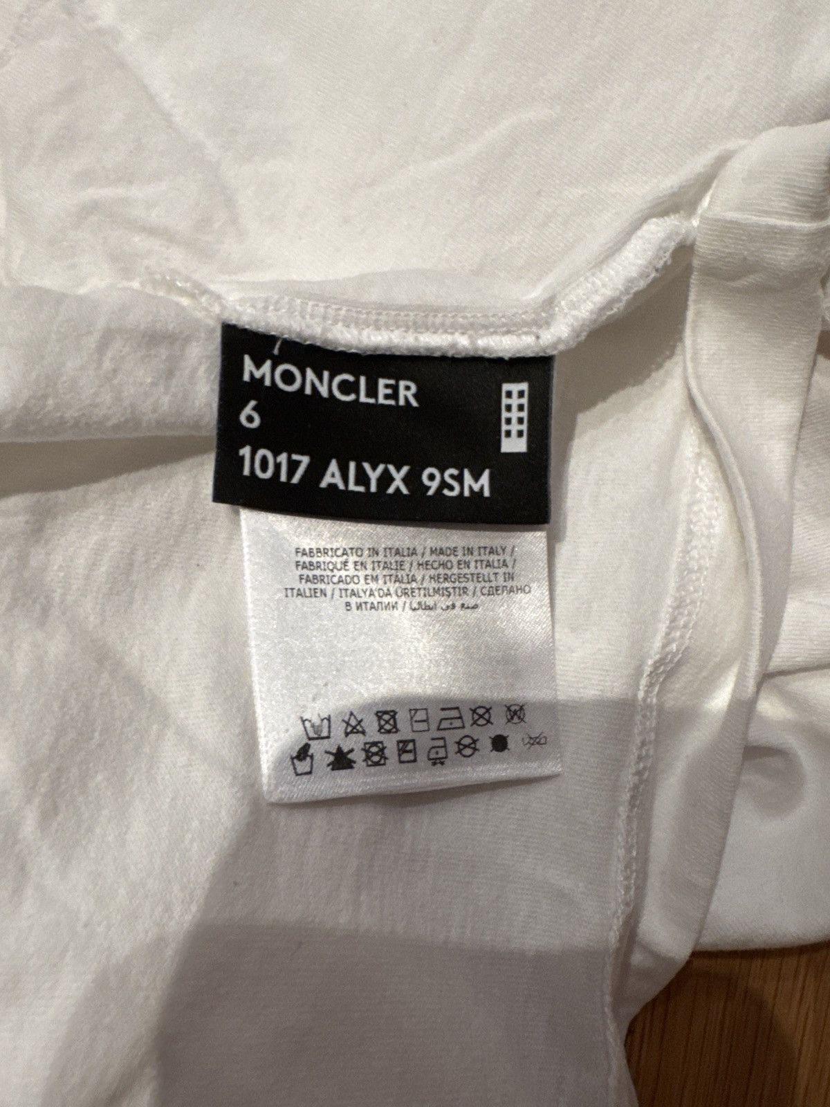 1017 ALYX 9SM × Moncler Alyx x Moncler T-shirt Size US M / EU 48-50 / 2 - 3 Thumbnail