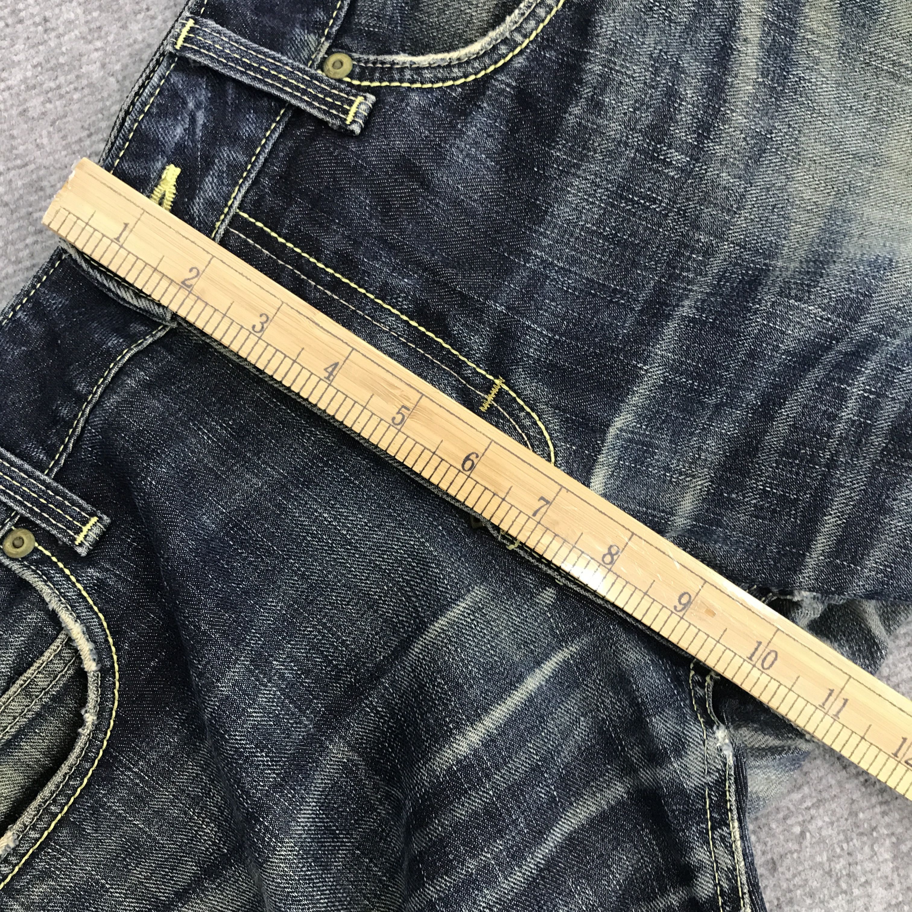Japanese Brand × Lee Rare Gold Label Lee riders distressed Denim Jeans Size US 31 - 4 Thumbnail