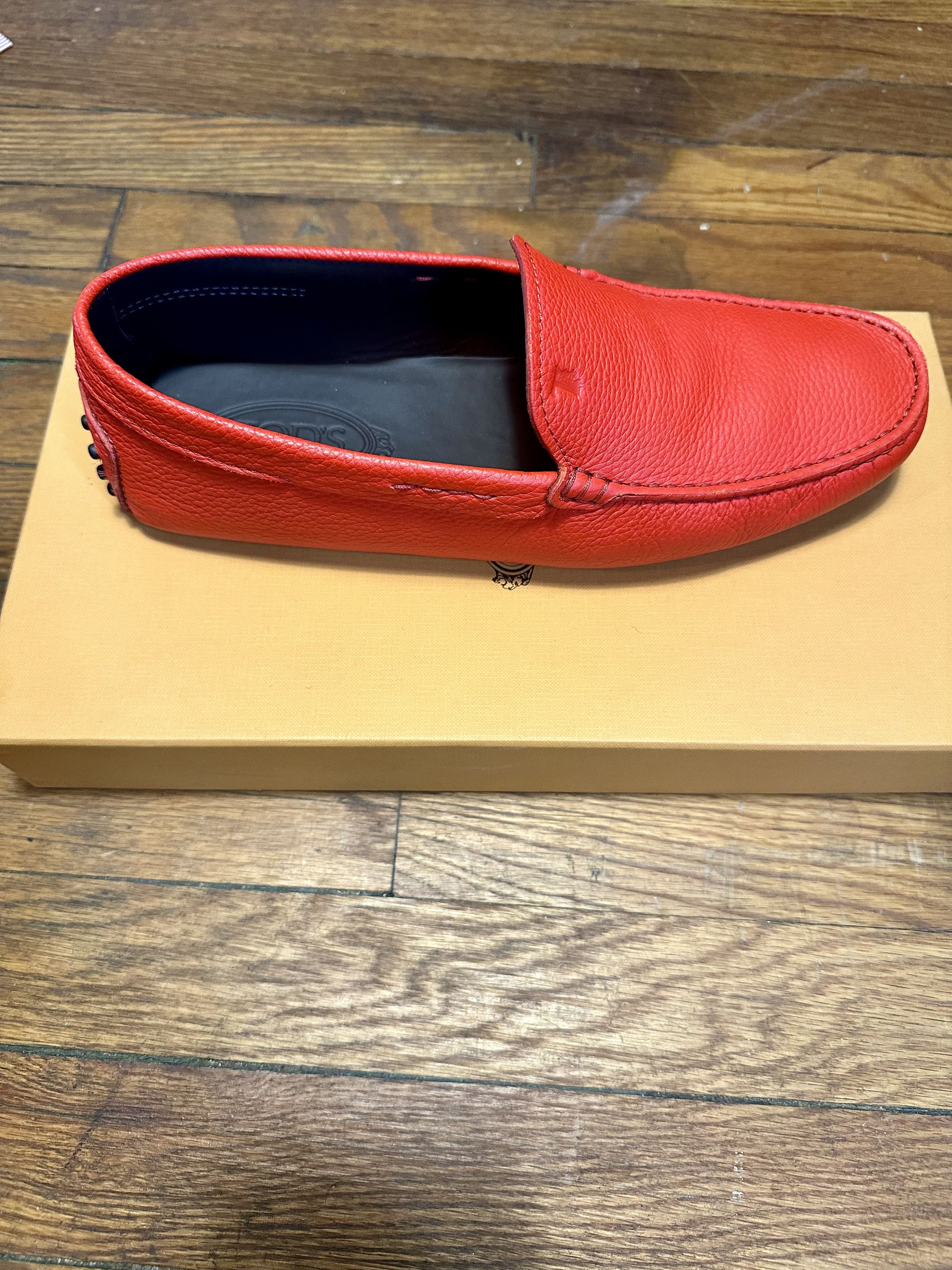 Tod's Tod's | Gommino Nuovo Leather Moccasin Drivers | Red 8 / 41 Size US 8 / EU 41 - 7 Thumbnail