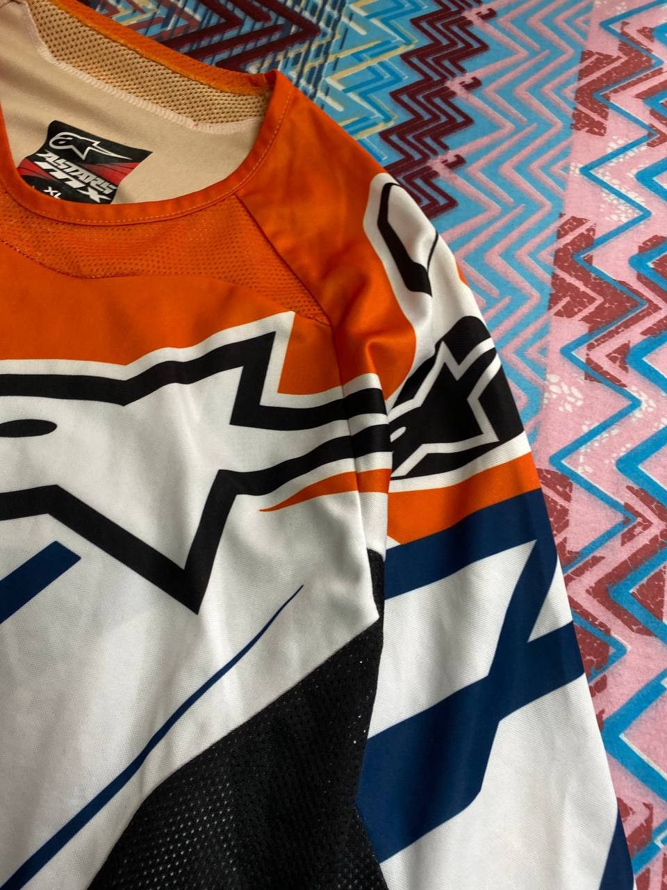 Alpinestars Vintage Alpinestars Big Center Logo Longsleeve Tee T-Shirt Size US XL / EU 56 / 4 - 17 Thumbnail