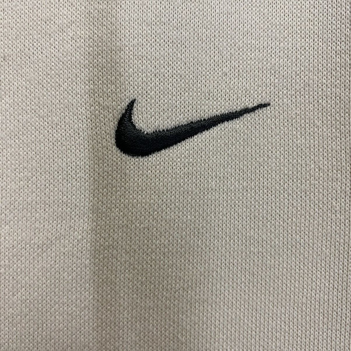 Nike Vintage Nike Small Swoosh Embroidered Crewneck Sweatshirt Size US XXL / EU 58 / 5 - 5 Thumbnail