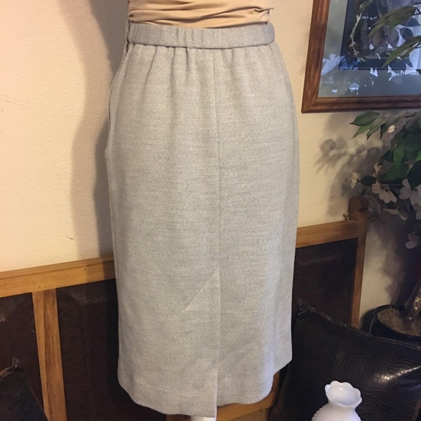 Other Soft gray midi skirt NWOT 6 Size 28" / US 6 / IT 42 - 4 Thumbnail