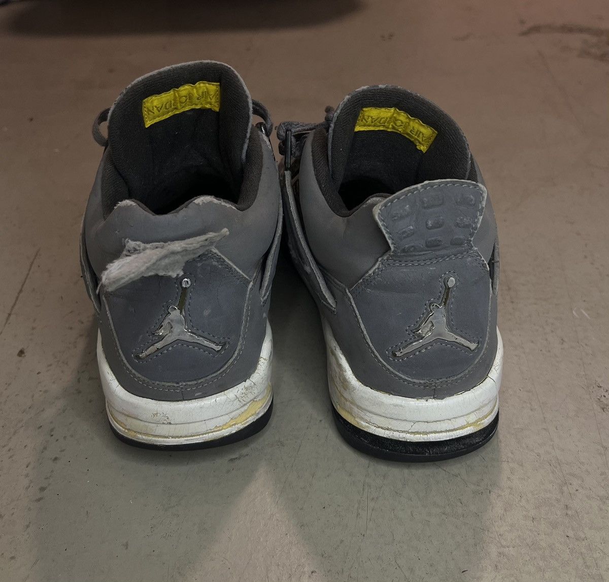 Jordan Brand Jordan IV Cool Grey 2004 Size US 9.5 / EU 42-43 - 4 Thumbnail