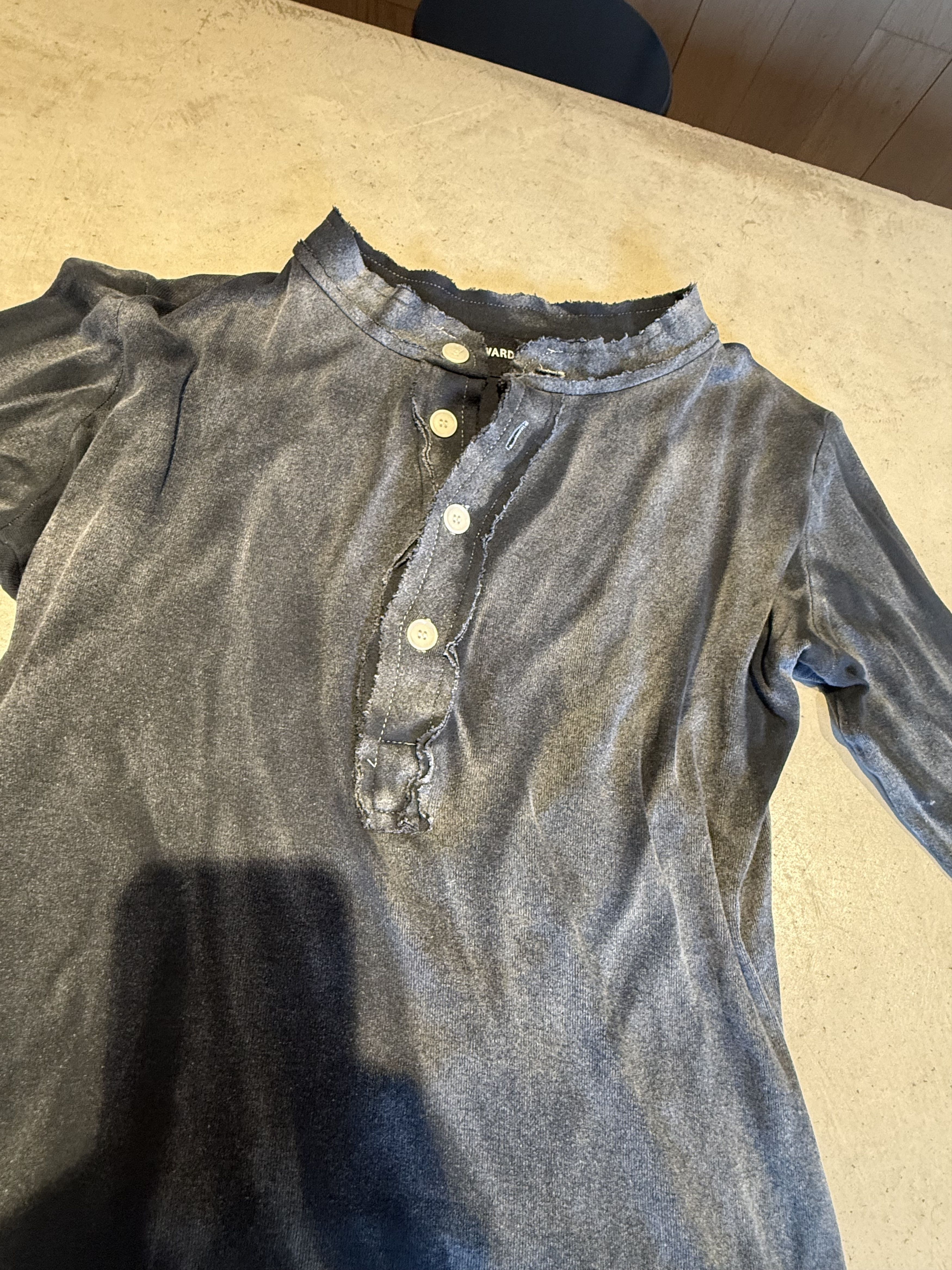 Edward Cuming Edward Cuming Black Raw Stack Henley Size US XL / EU 56 / 4 - 7 Thumbnail