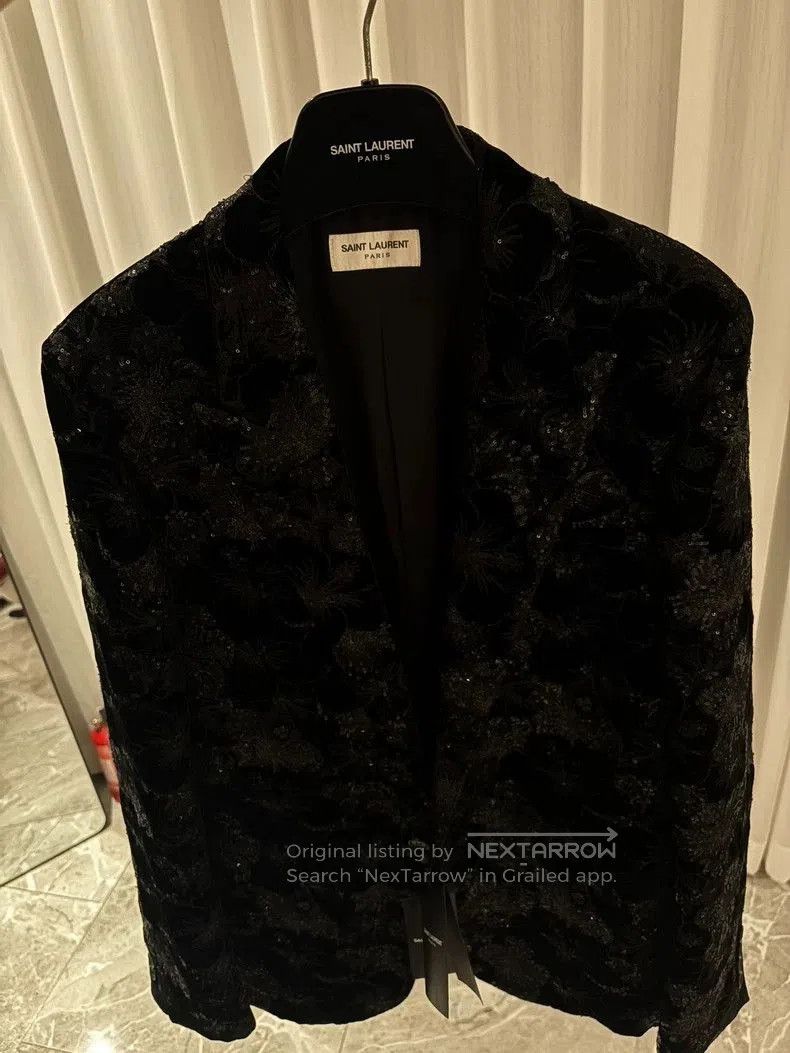Saint Laurent Paris Saint Laurent Black Velvet Embroidered Blazer. Size US M / EU 48-50 / 2 - 3 Thumbnail