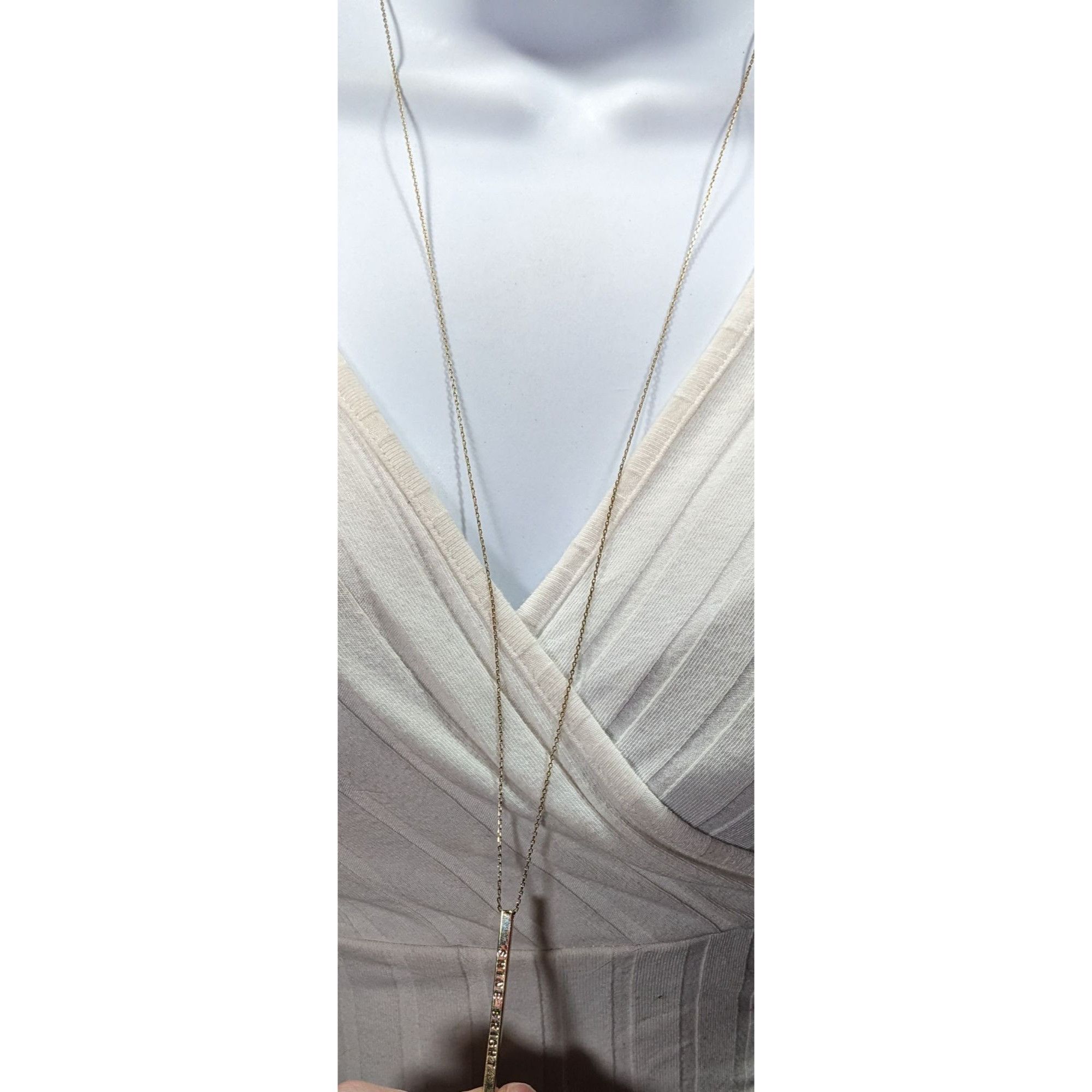 Other Charming Charlie Minimalist Shine Bright Pillar Necklace Size ONE SIZE - 7 Thumbnail