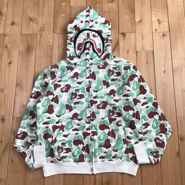 Bape 2008 🔥Sendai Store Camo🔥 shark full zip hoodie BAPE NIGO APE Size US S / EU 44-46 / 1 - 1 Thumbnail
