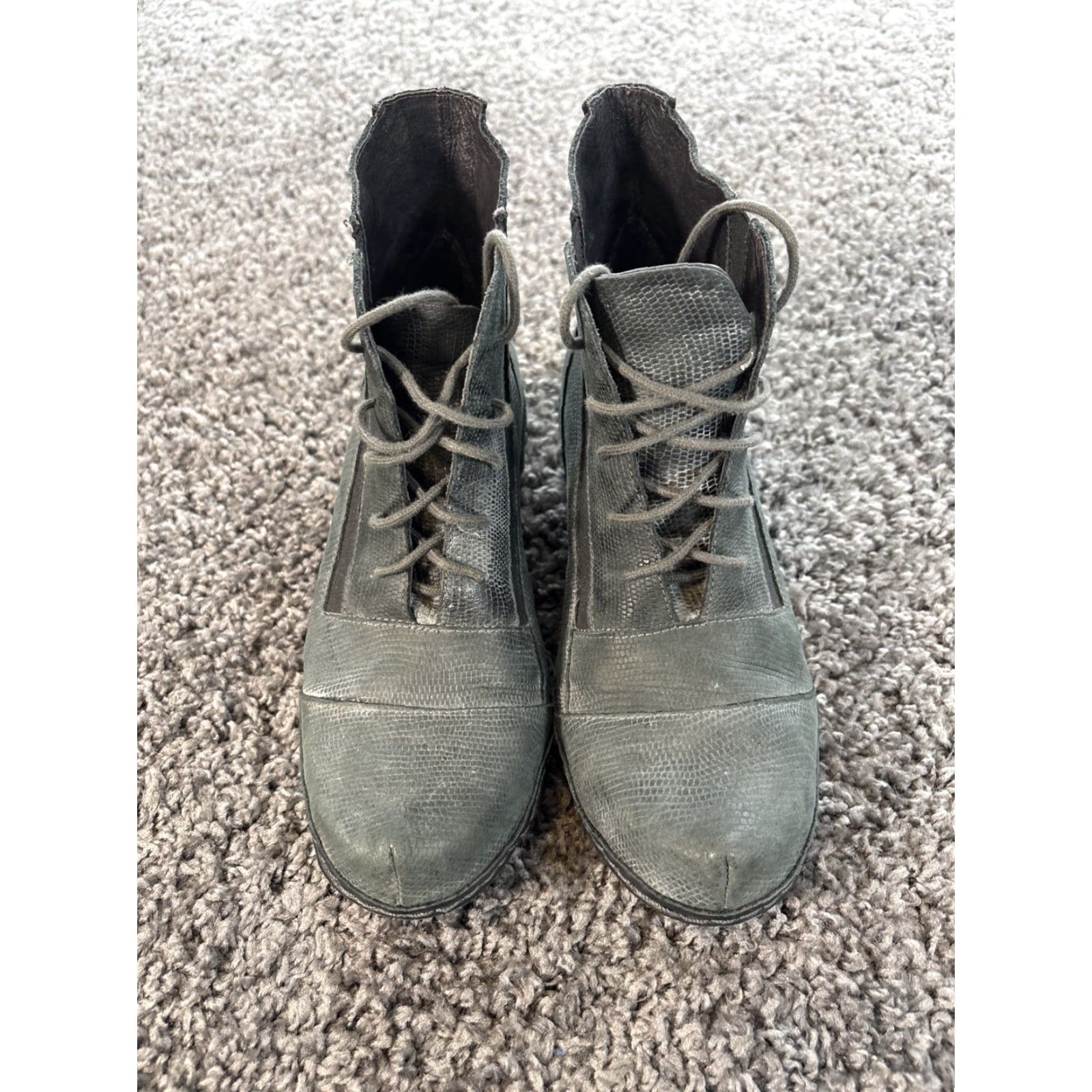 Vintage Naot Avila Voyage Ankle Reptile Gray Textured Heels Booties Women 8.5 Leather Lace Up Bootie Gray/Black 39 (8-8.5) US 8.5 EU 41 41? Size US 9 / IT 39 - 2 Thumbnail