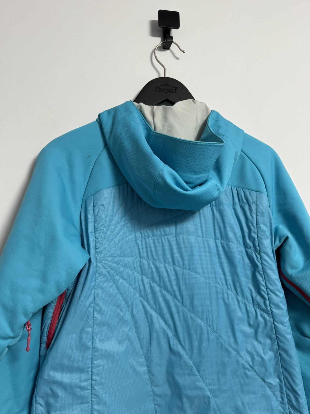 Mammut Mammut Hooded Jacket Womens Small Blue Quilted Ajungilak Size S / US 4 / IT 40 - 16 Thumbnail