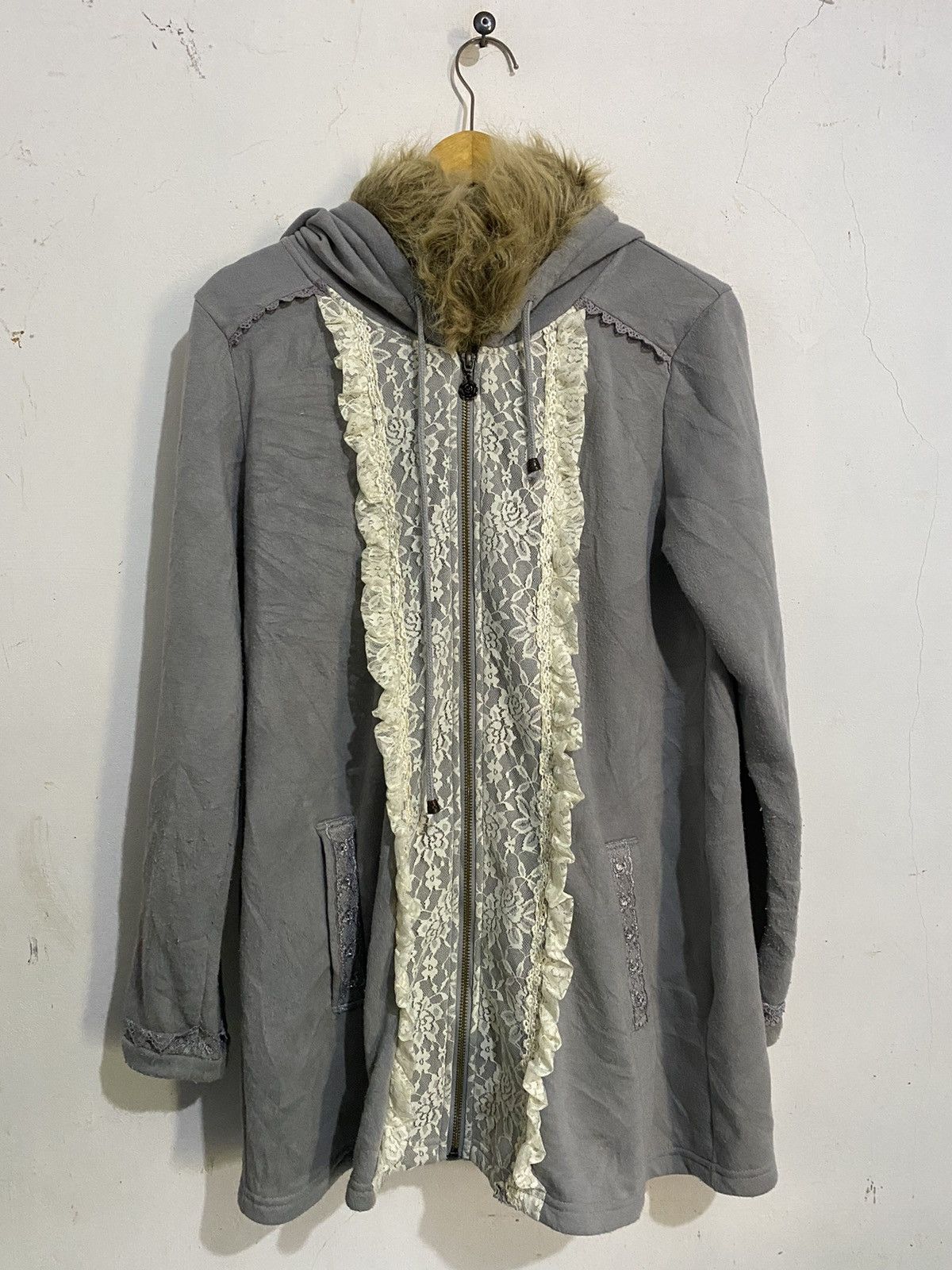 If Six Was Nine 💸BINDINGOFFER💸Axes Femme Gothic Fur Hoodie Lgb Ifsixwasnine Size US M / EU 48-50 / 2 - 5 Thumbnail
