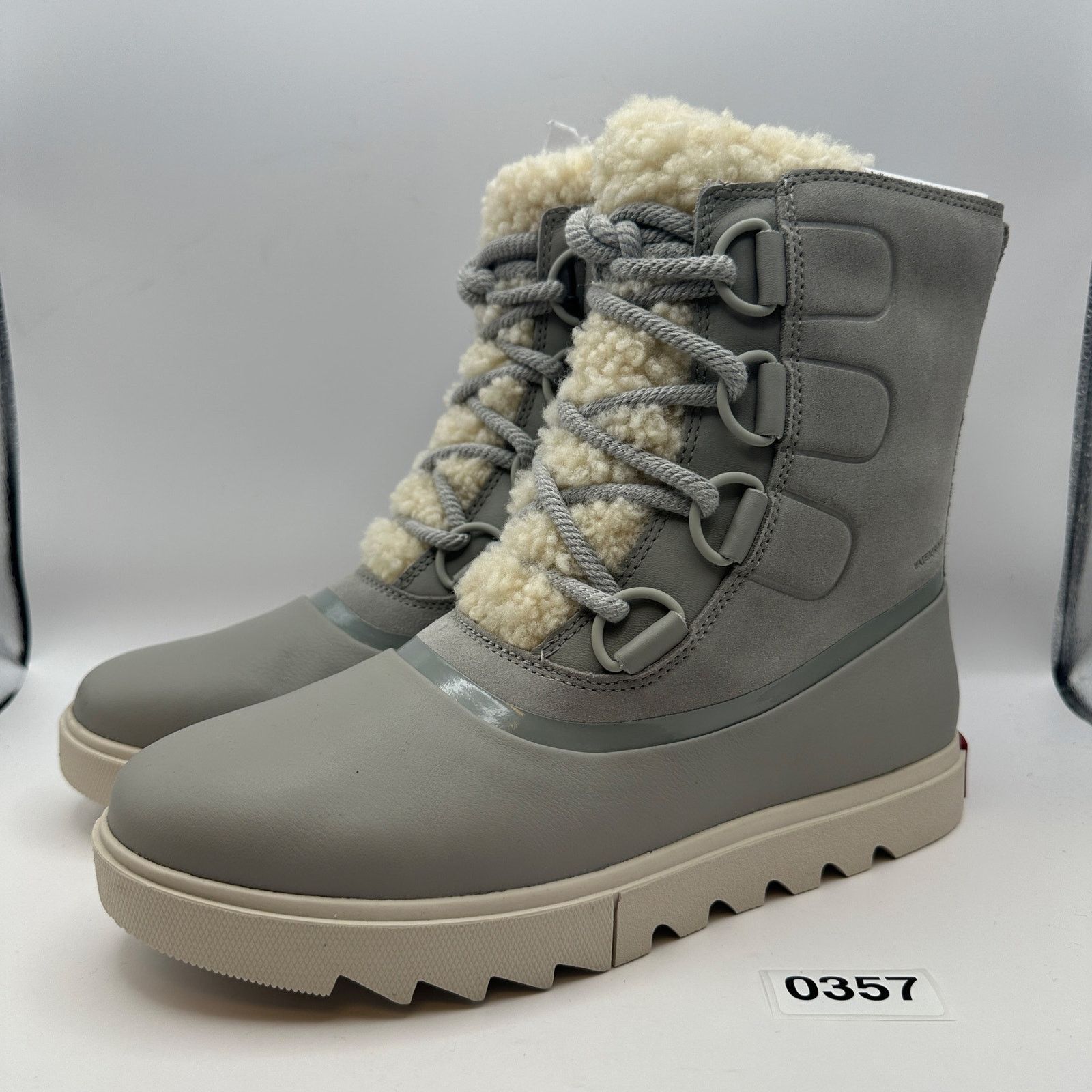 SOREL SOREL Women's 10 JOAN OF ARCTIC NEXT LITE Gray/White Fur WP Size US 10 / IT 40 - 1 Thumbnail