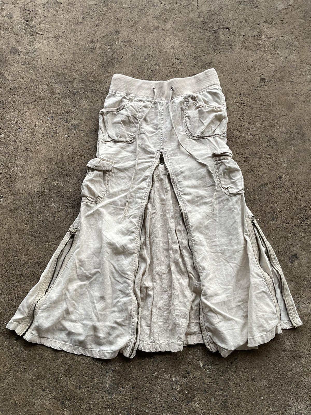 SOMETHING CARGO SUSPENDER SKIRT（atelier SOMETHING」｜阪神