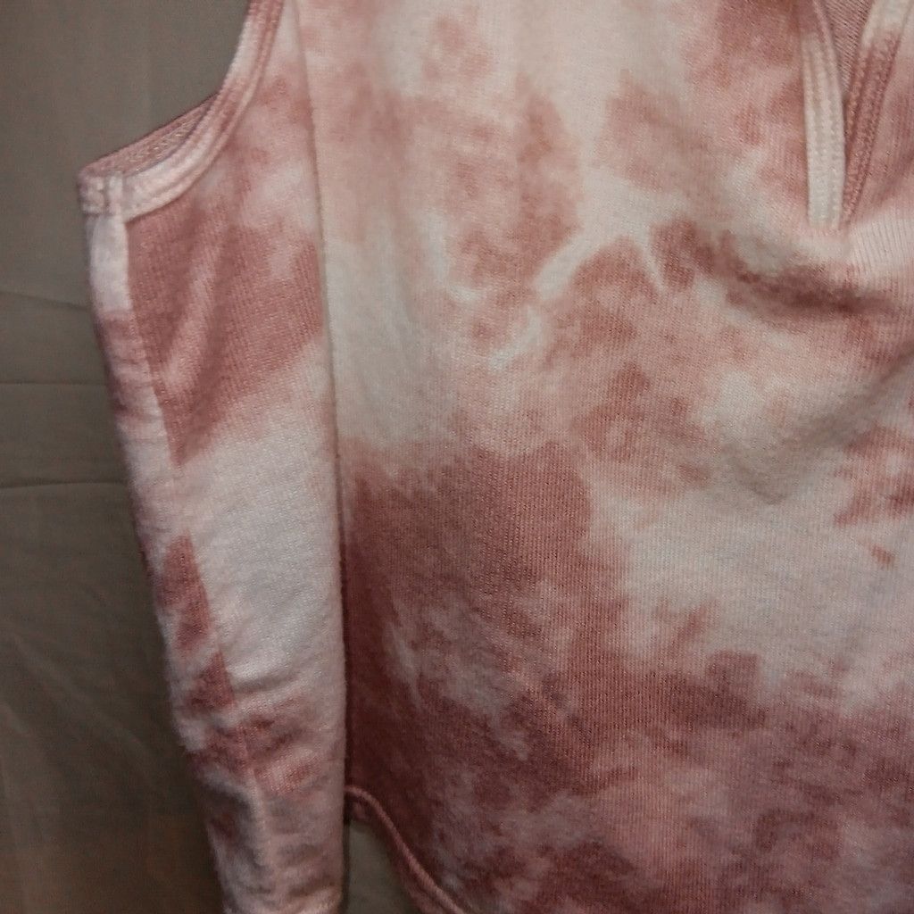 Romeo Gigli Gilly Hicks, tye dye, cropped tank top, womens S, euc Size XS / US 0-2 / IT 36-38 - 4 Thumbnail