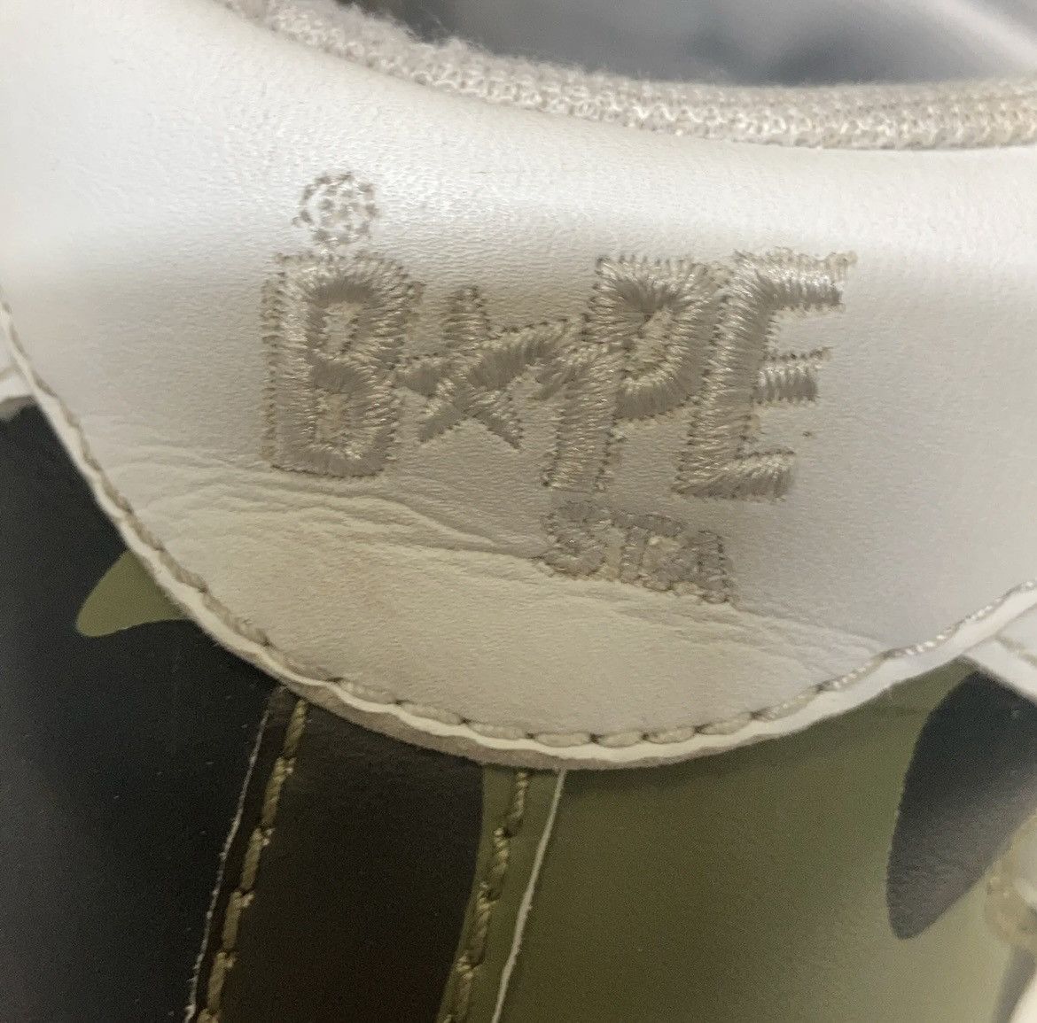 Bape 1st Camo Bapesta Mid Size US 10.5 / EU 43-44 - 6 Thumbnail