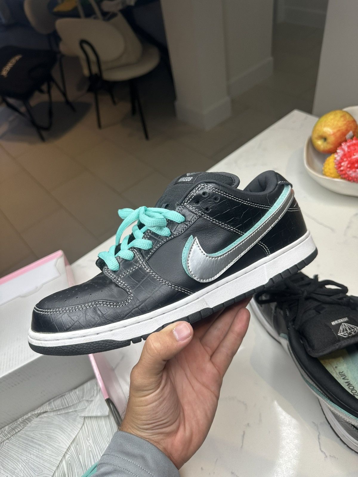 Diamond Supply Co. × Nike DIAMOND NIKE SB DUNK LOW Size US 10.5 / EU 43-44 - 21 Thumbnail