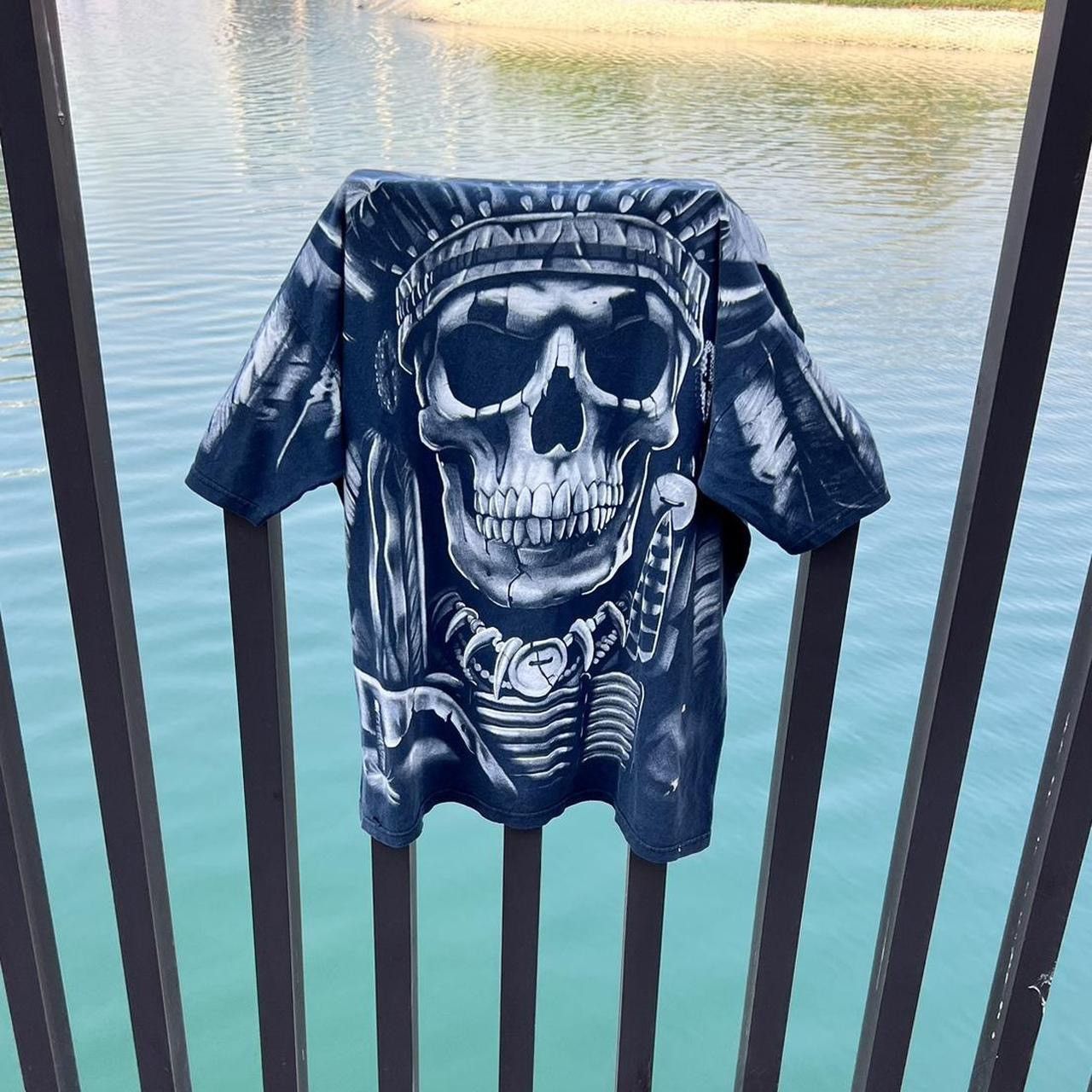 Liquid Blue Vintage Liquid Blue 1997 Y2K T-shirt Size US XL / EU 56 / 4 - 1 Thumbnail