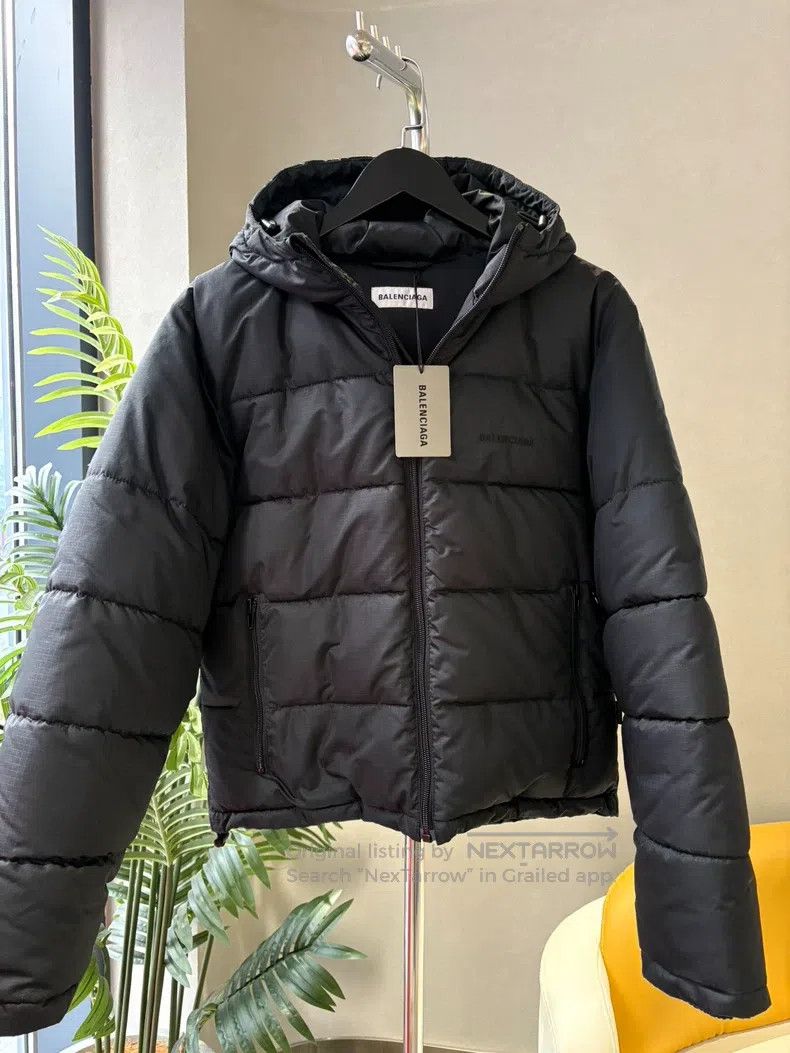 Balenciaga Balenciaga Black Short Quilted Jacket Size XS / US 0-2 / IT 36-38 - 1 Thumbnail