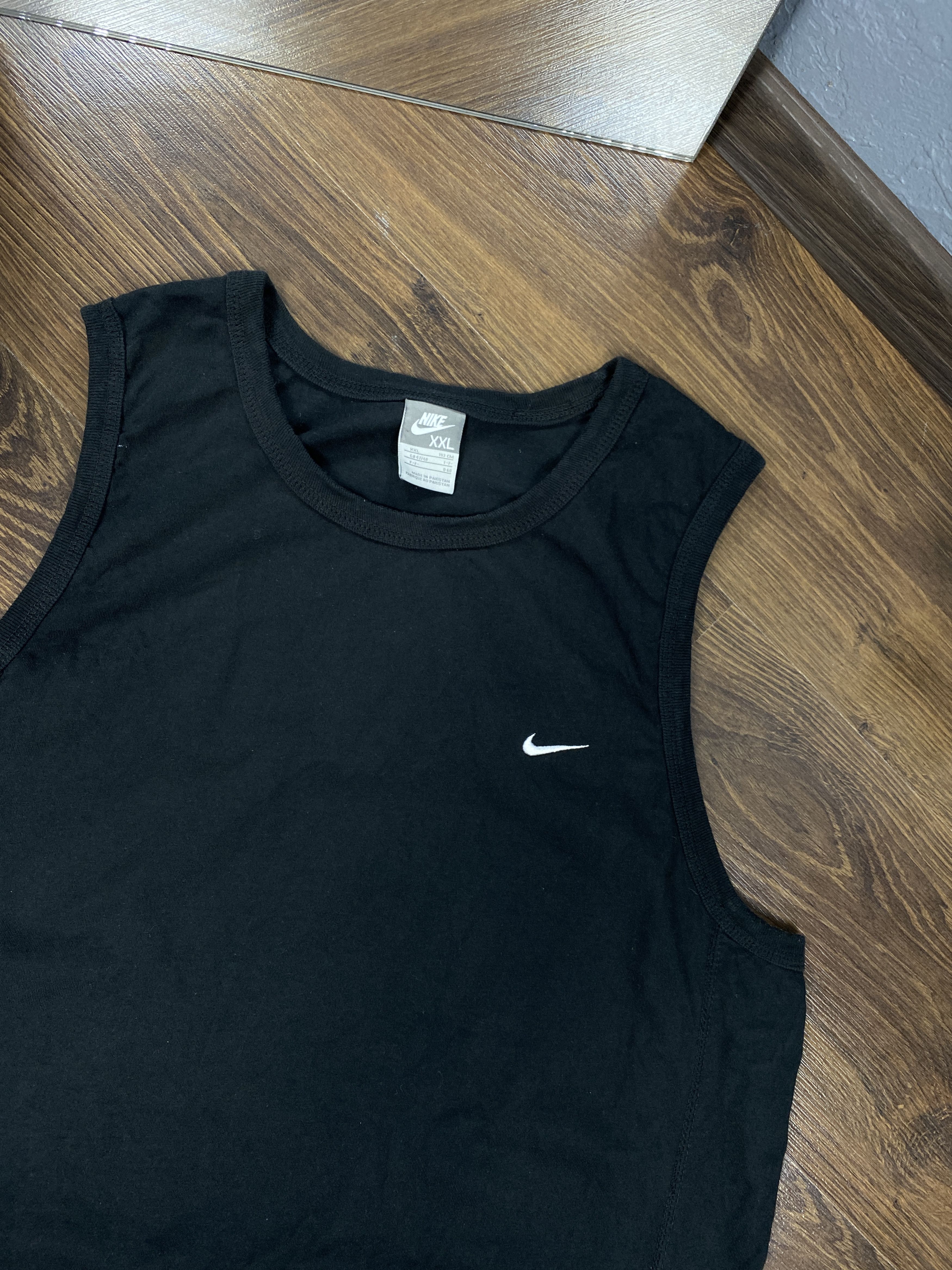 Nike Nike vintage mini swoosh sleeveless t-shirt y2k Size US XXL / EU 58 / 5 - 2 Thumbnail