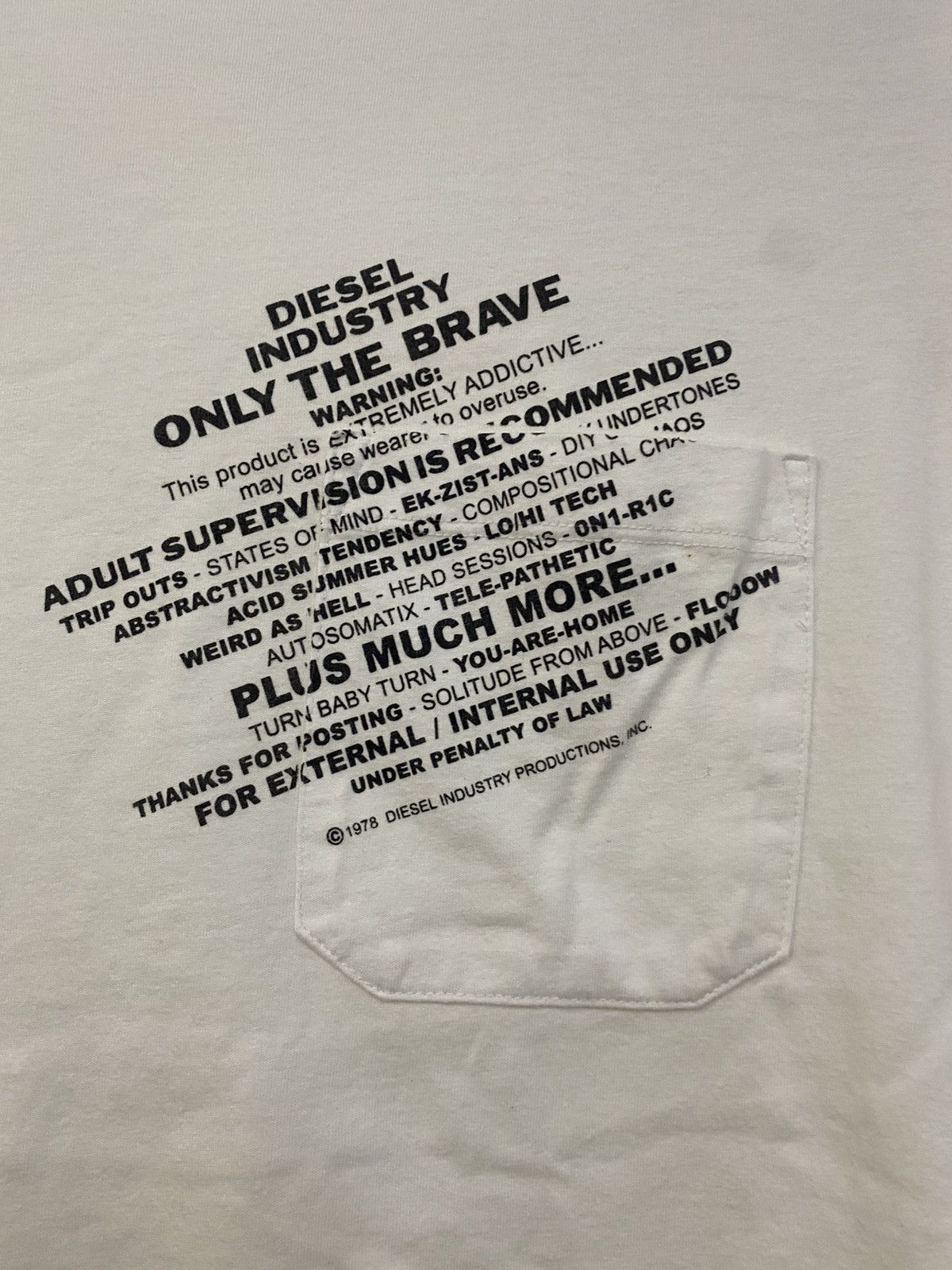 Diesel 💥 DIESEL INDUSTRY POCKET TEE SIMPLE PRINTED Size S / US 4 / IT 40 - 2 Thumbnail