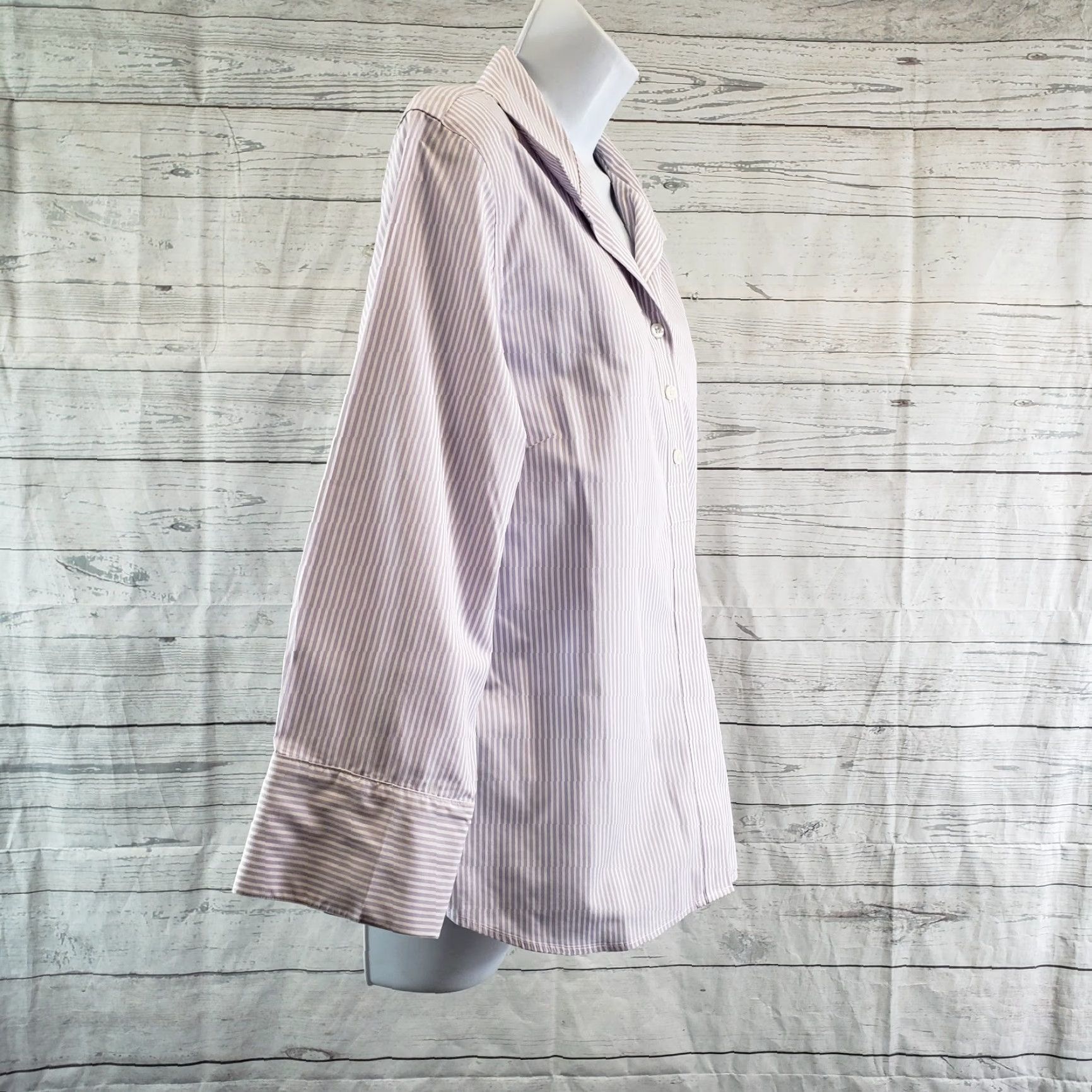 Vintage Chico's Womens Button Front Shirt Sz L Purple White Stripe Cotton No Iron Shirt Womens L Purple Stripe Button-Up Size L / US 10 / IT 46 - 3 Thumbnail