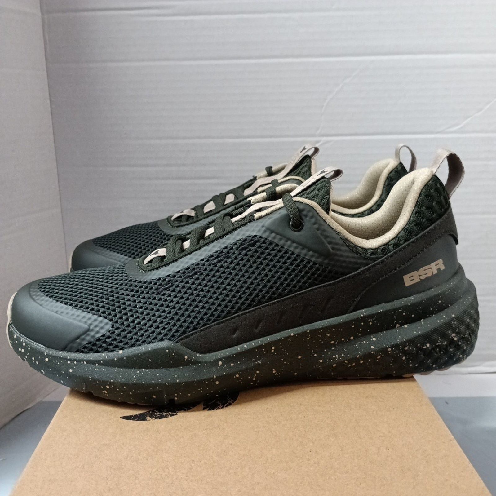 Under Armour Under Armour Project Rock BSR 5 Shoes Mens 10 Green Sneakers Size US 10 / EU 43 - 4 Thumbnail
