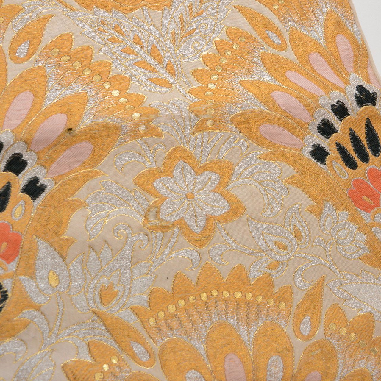 Japanese Brand Japanese Vintage Obi Belt Gold Silver Thread Floral Pattern Size ONE SIZE - 4 Thumbnail