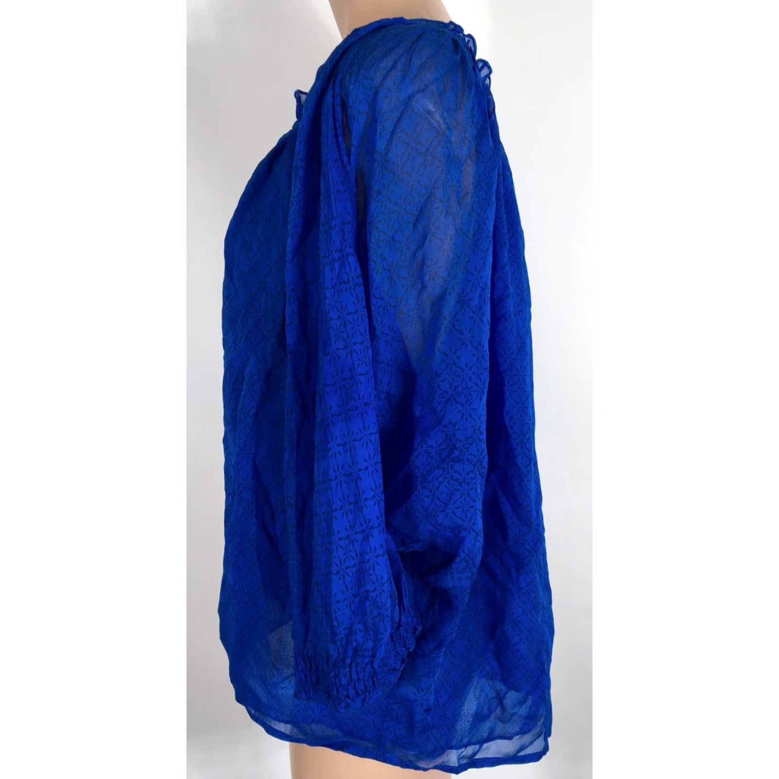 Diane von Furstenberg Diane von Furstenberg Silk Ruffle Peasant Blouse Lined Blue 3/4 Puff Sleeve V-Neck 14 Womens Regular Size XL / US 12-14 / IT 48-50 - 4 Thumbnail