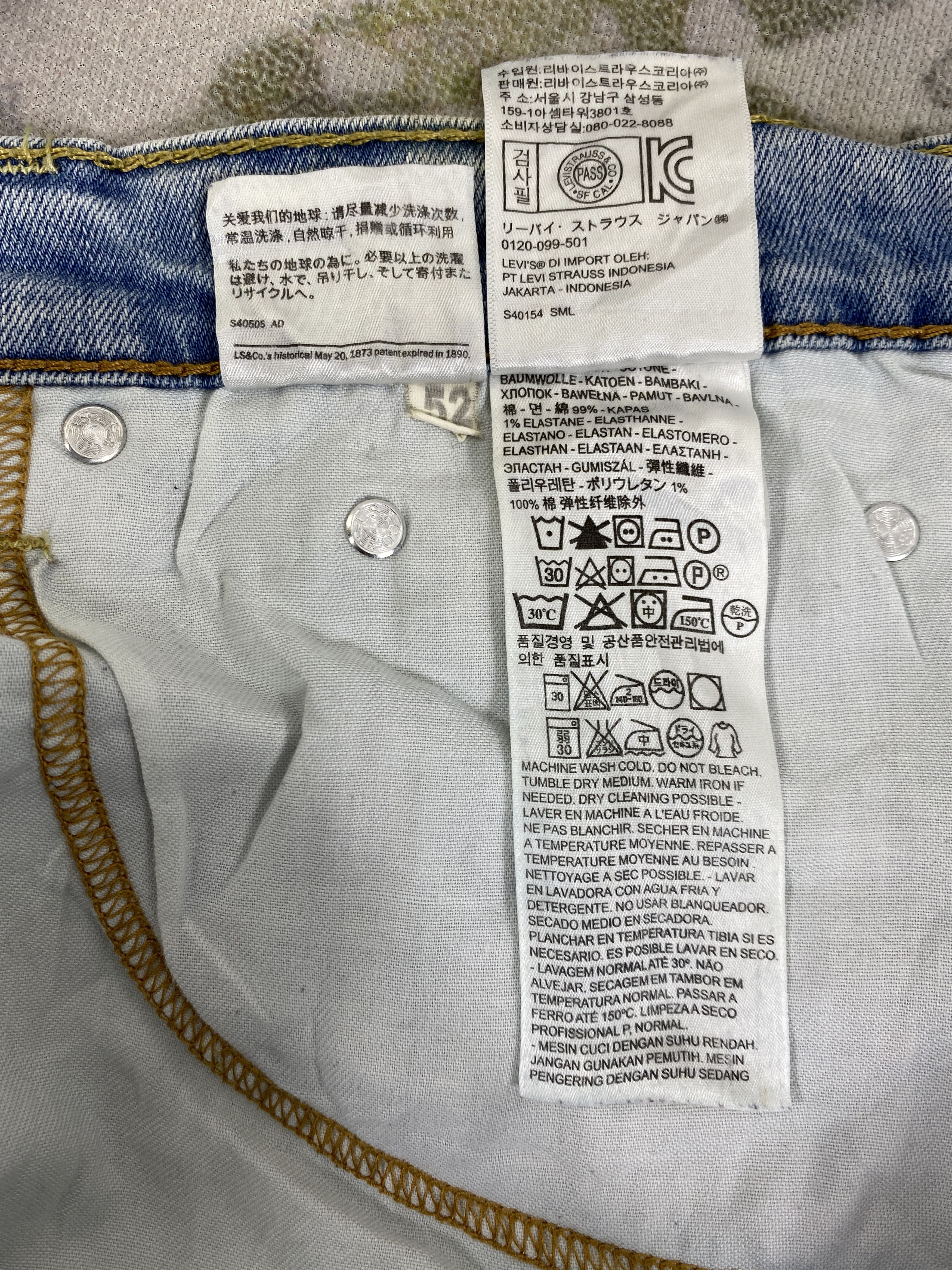 Levi's Vintage Levi's 514 Light Wash Denim 36 x 32 -JN055 Size US 36 / EU 52 - 10 Thumbnail