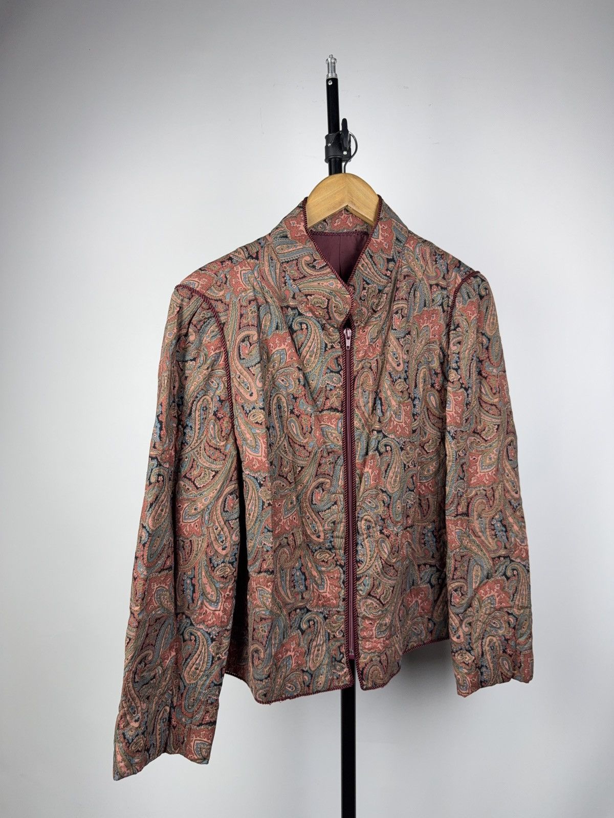 Japanese Brand Vintage Luxury 90s Retro Baroque Paisley Tapestry Jacket Size M / US 6-8 / IT 42-44 - 1 Thumbnail