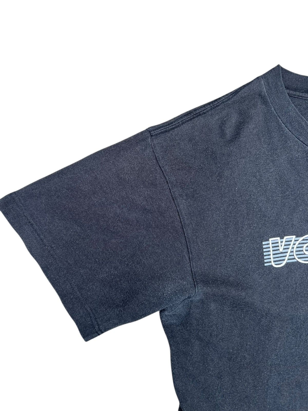 Vintage Vintage 90s Volcom Sun Faded Black Skateboard tees Size US L / EU 52-54 / 3 - 4 Thumbnail
