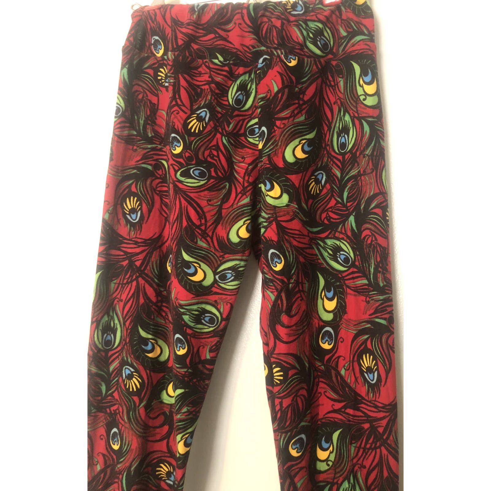 Vintage LulaRoe LLR Womens Leggings One Size OS Red Green Peacock Feathers Print Soft Leggings Womens Adult One Size Red Peacock Theme Size 42" / US 20 - 2 Thumbnail