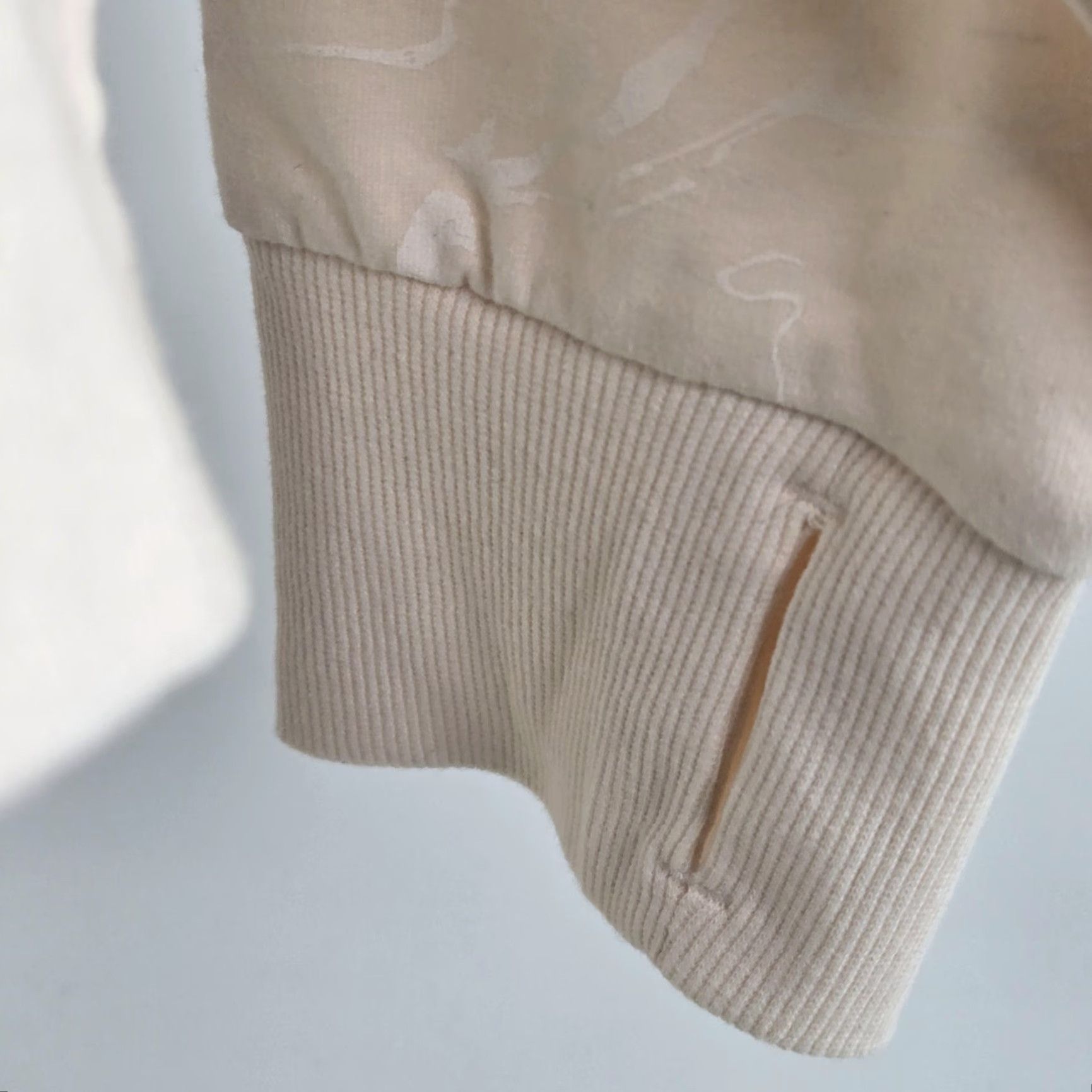 Vintage All In Motion Sweatshirt Womens M White Pullover Fleece Oversized Relaxed Fit Size M / US 6-8 / IT 42-44 - 6 Thumbnail