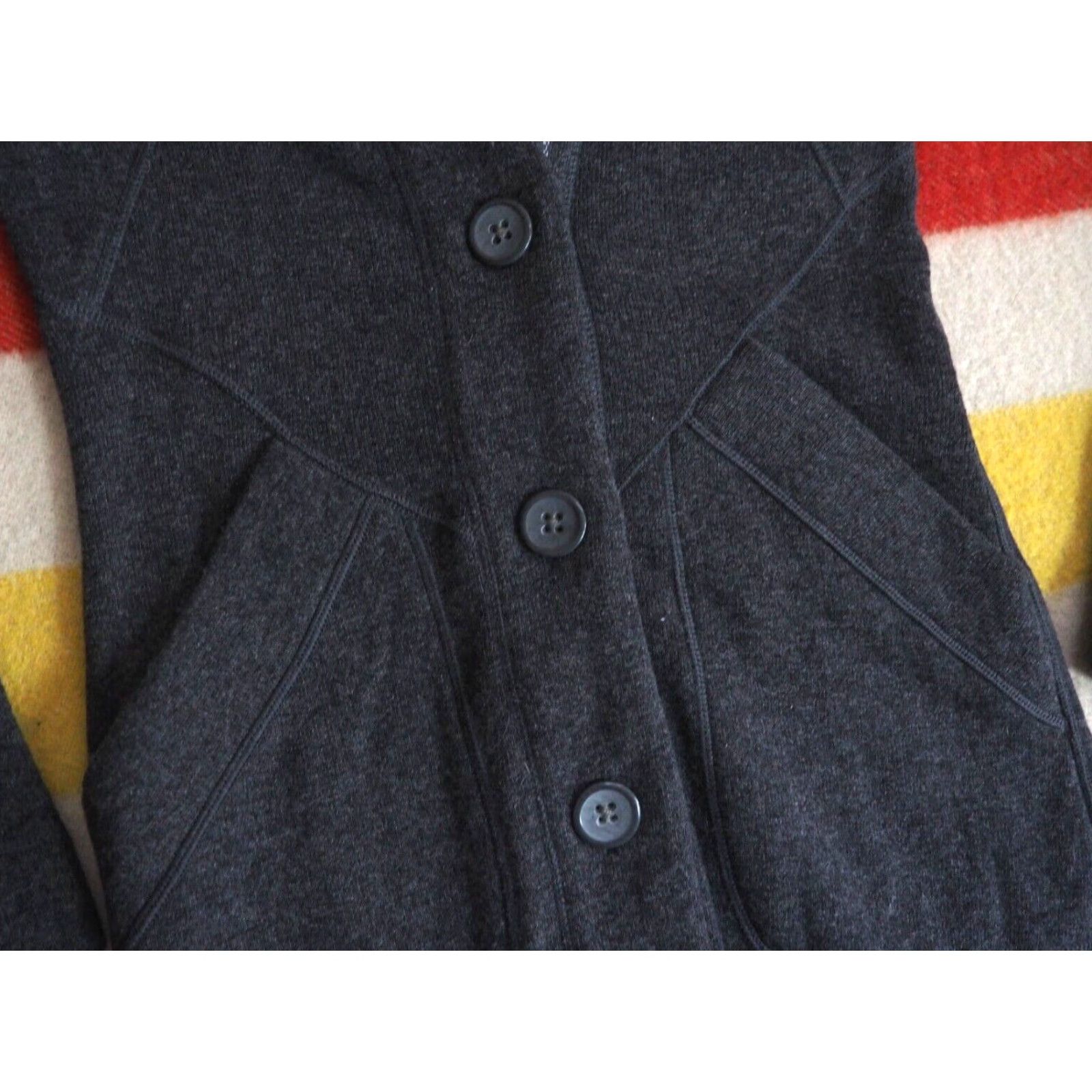 Marmot MARMOT Womens Coat Long Wool Button Outdoor Lodge Casual XS Slate Gray 100% Wool EUC Overcoat Winter Fall Spring Slim Regular Mens Womens Girls? Size XS / US 0-2 / IT 36-38 - 5 Thumbnail