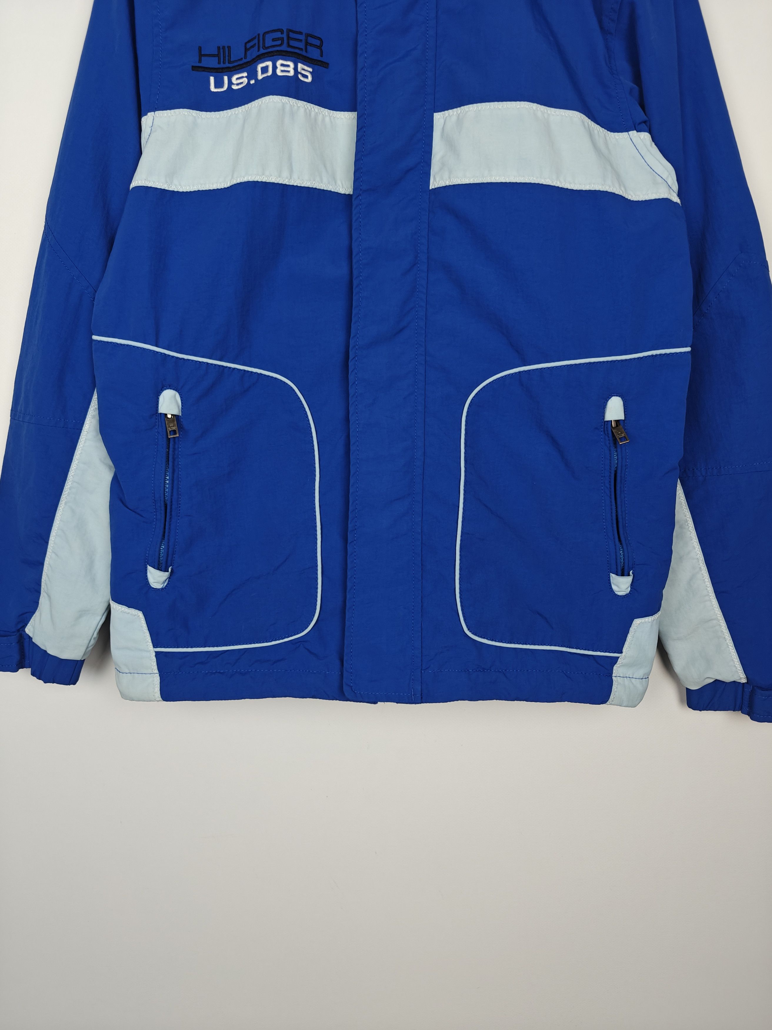 Tommy Hilfiger Tommy Hilfiger Jacket Zip Hooded Blue size M Size US M / EU 48-50 / 2 - 3 Thumbnail