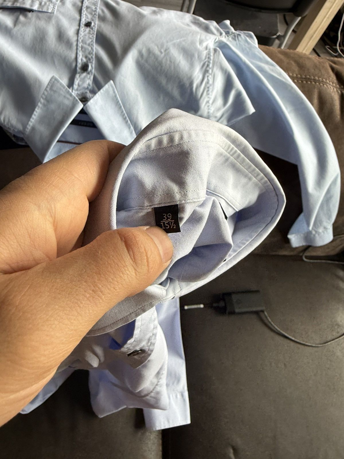 Gucci Light Blue Slim Shirt with Mother of Pewrl Buttons Size US M / EU 48-50 / 2 - 12 Thumbnail