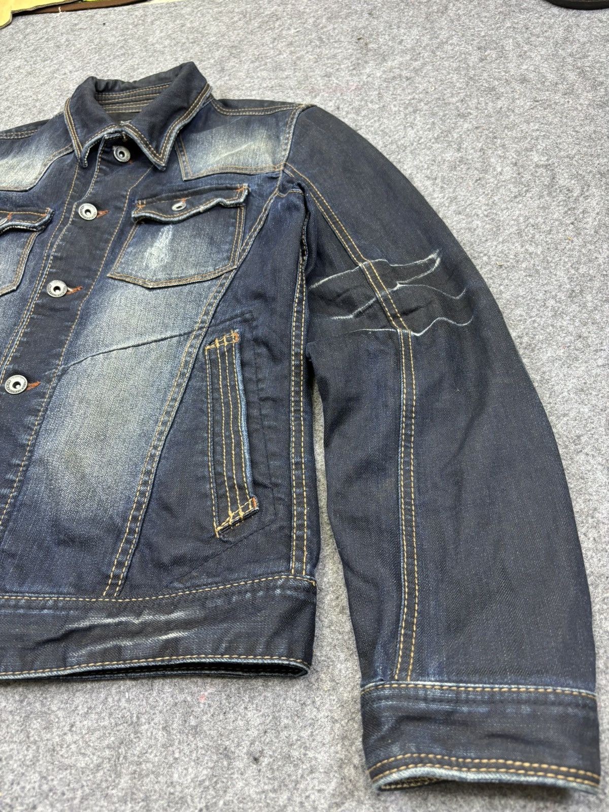 Japanese Brand Very Rare NCFM Sick Indigo Stone Wash Trucker Jacket F820 Size US XS / EU 42 / 0 - 7 Thumbnail