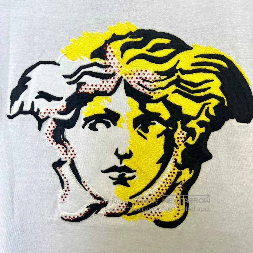 Versace VERSACE Men's White Medusa Embroidered T-shirt. Size US M / EU 48-50 / 2 - 3 Thumbnail