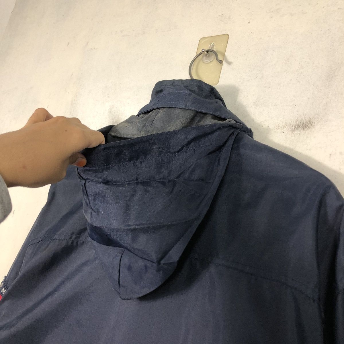 Japanese Brand Hunting Jacket Tommy Hilfiger Zipper Size US M / EU 48-50 / 2 - 13 Thumbnail