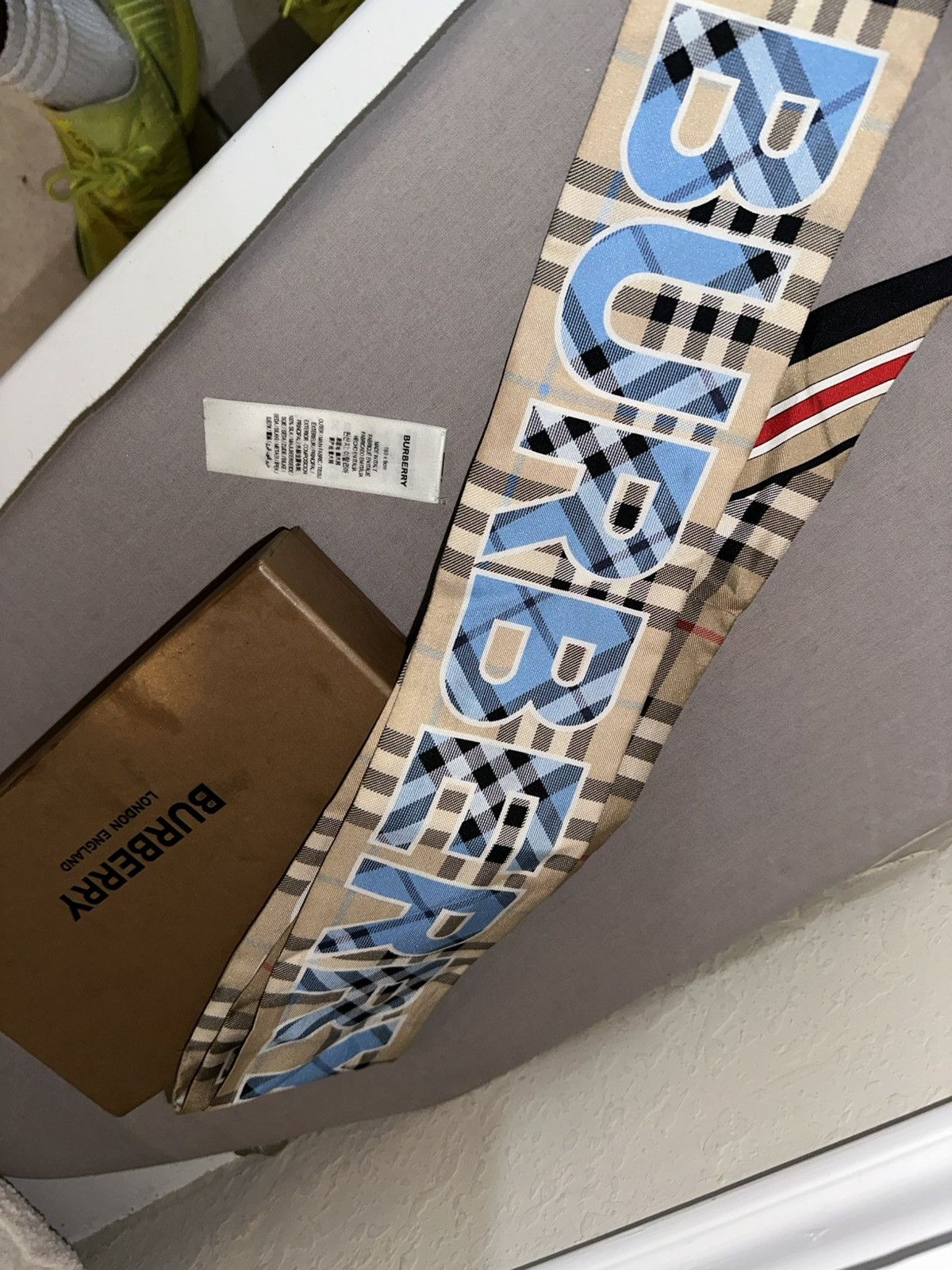 Burberry Burberry Scarf Size ONE SIZE - 4 Thumbnail