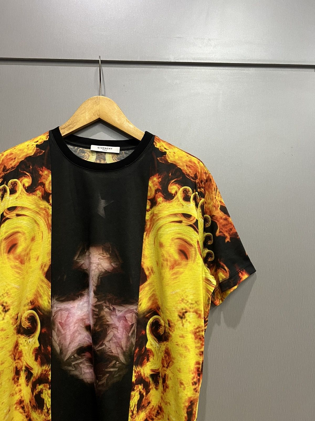 Givenchy Runway FW 2013 Madonna in Flames Oversize tee Tisci Archive Size US L / EU 52-54 / 3 - 3 Thumbnail