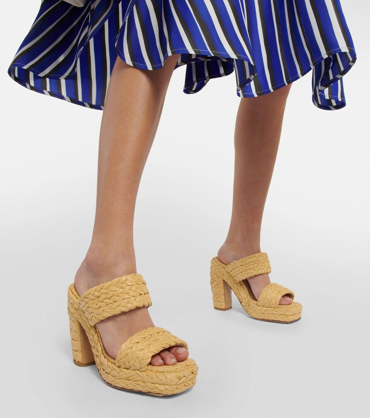 Bottega Veneta o1y0725 Straw Mules in Beige Size US 5 / IT 35 - 4 Thumbnail