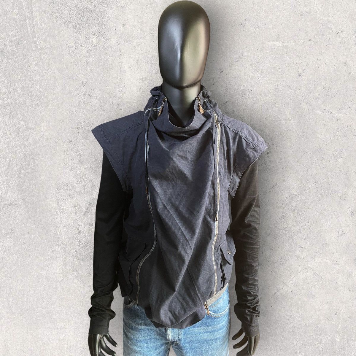 Vivienne Westwood Vivienne Westwood Double Zip Asymmetric Vest Size US M / EU 48-50 / 2 - 1 Thumbnail