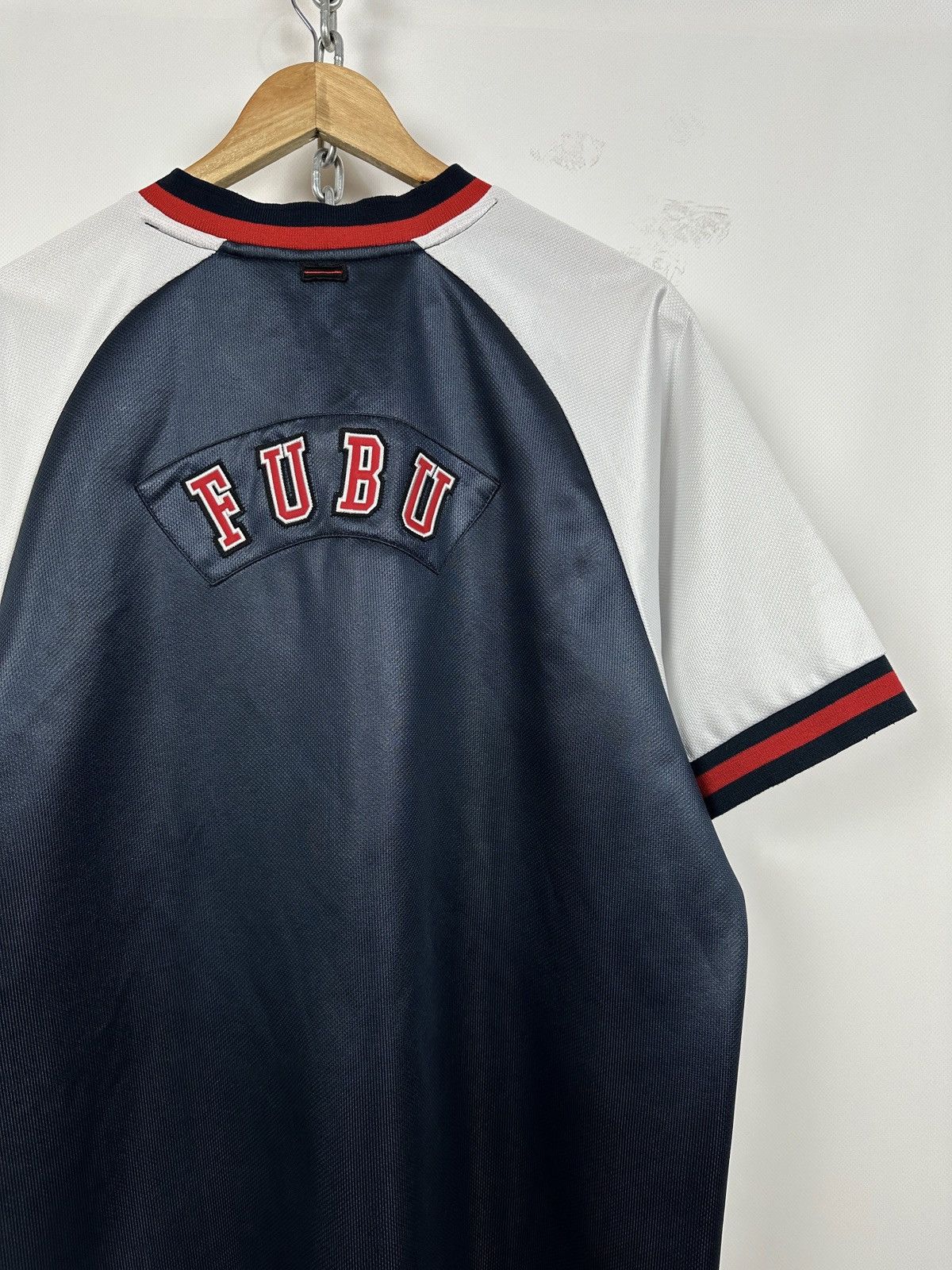 Fubu Vintage Fubu Atlanta City Series Rap Hip-Hop Jersey T-Shirt Size US L / EU 52-54 / 3 - 14 Thumbnail